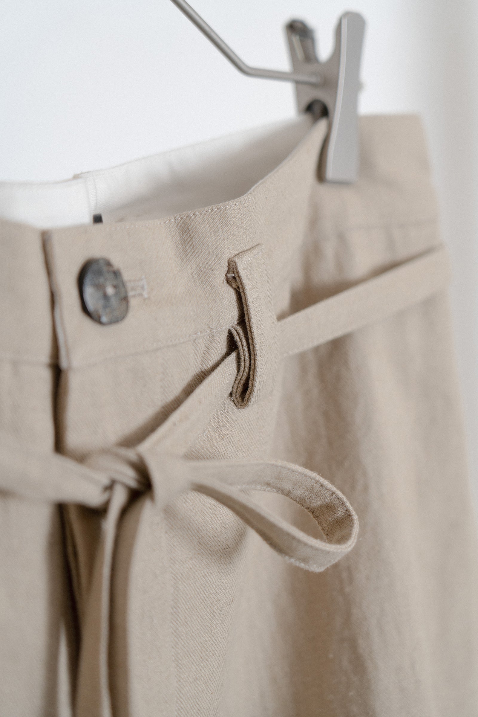 The Tinker 's Pants - Ecru