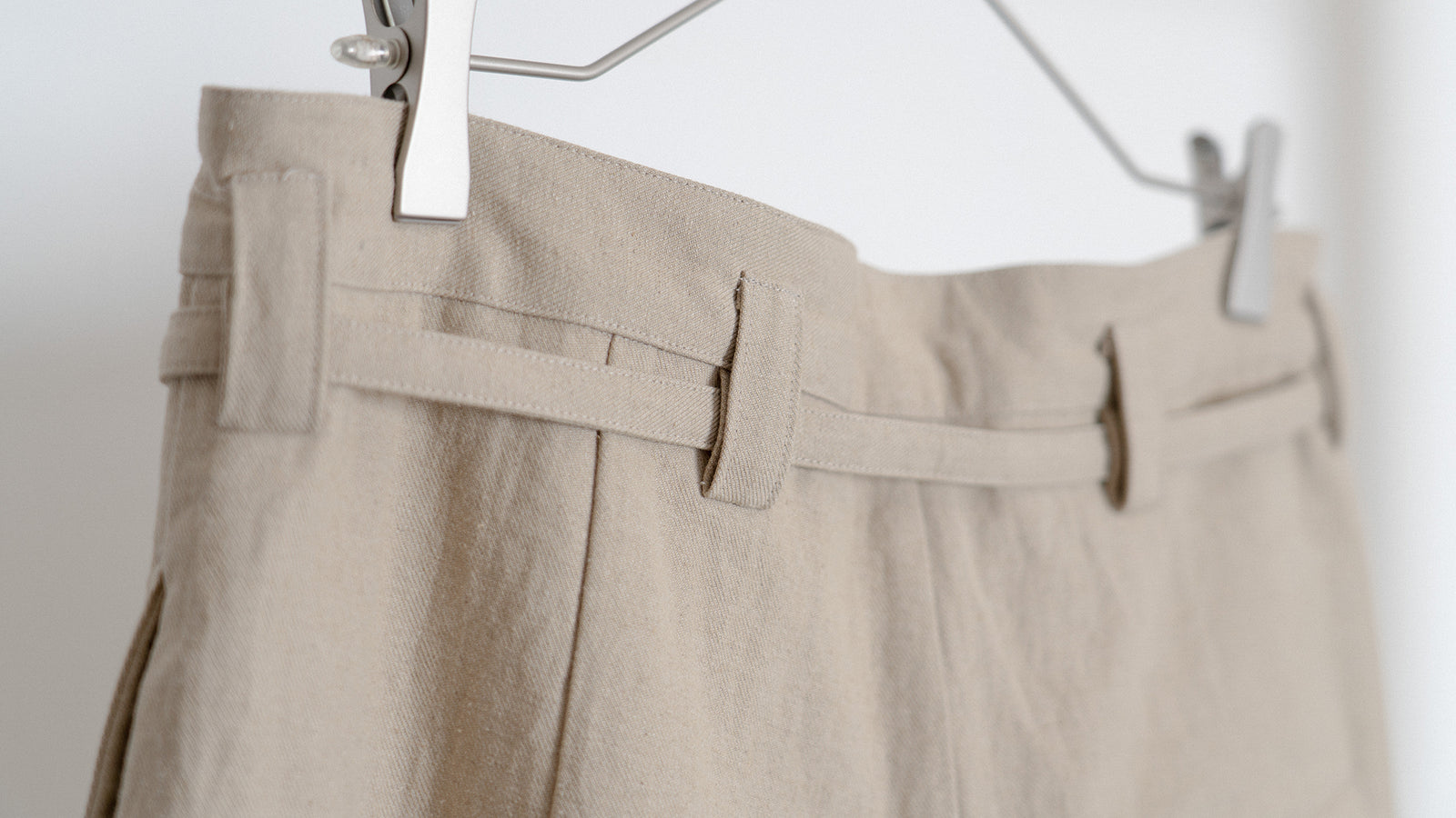 The Tinker 's Pants - Ecru