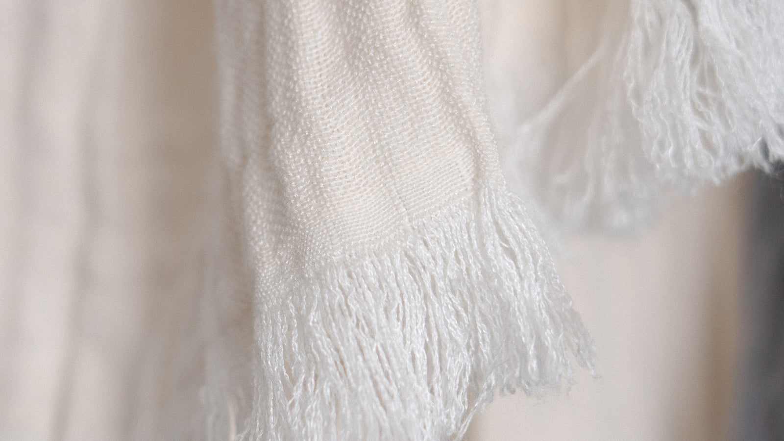 The Baby Cotton Scarf - Ecru