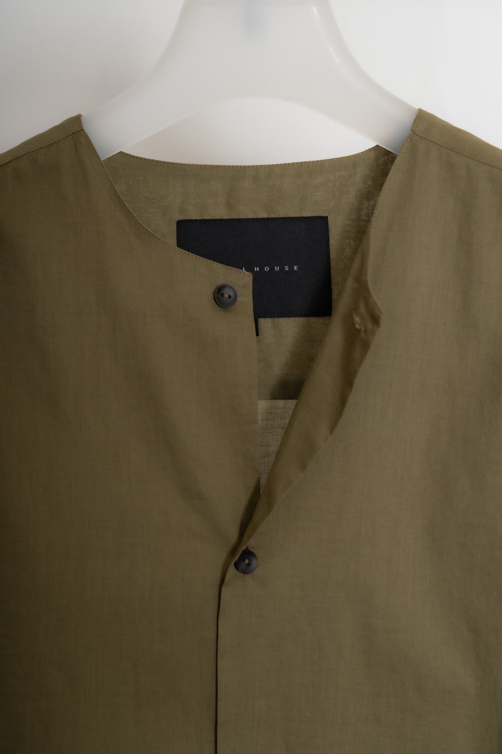 The Collarless Shirt - Olive