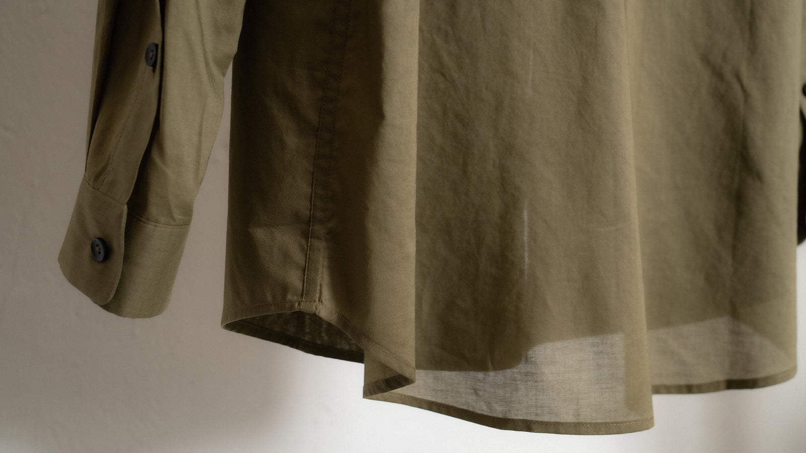 The Collarless Shirt - Olive