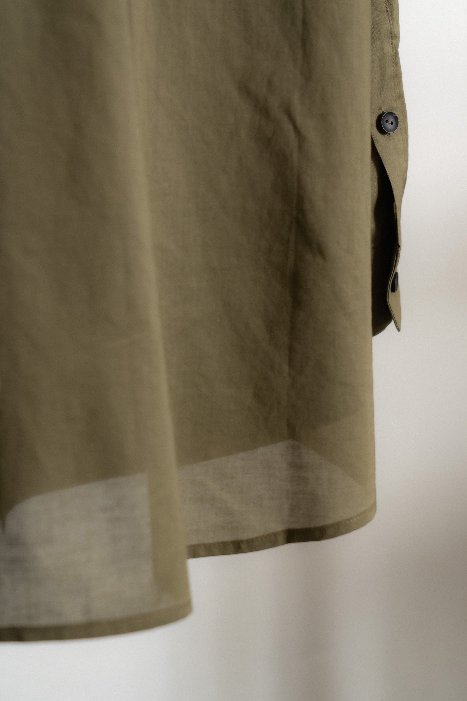 The Collarless Shirt - Olive