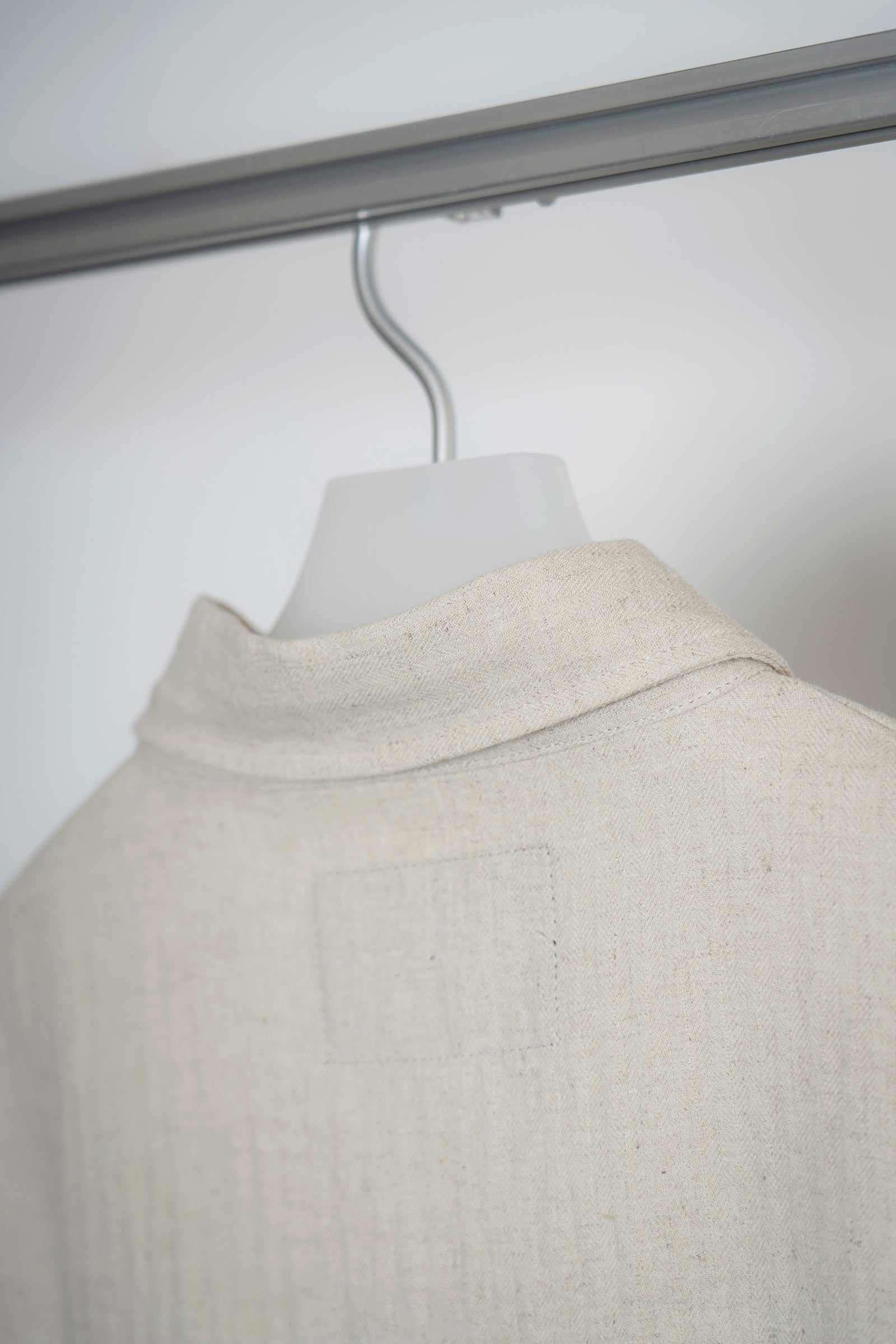 The Linen Capri Shirt - Ecru