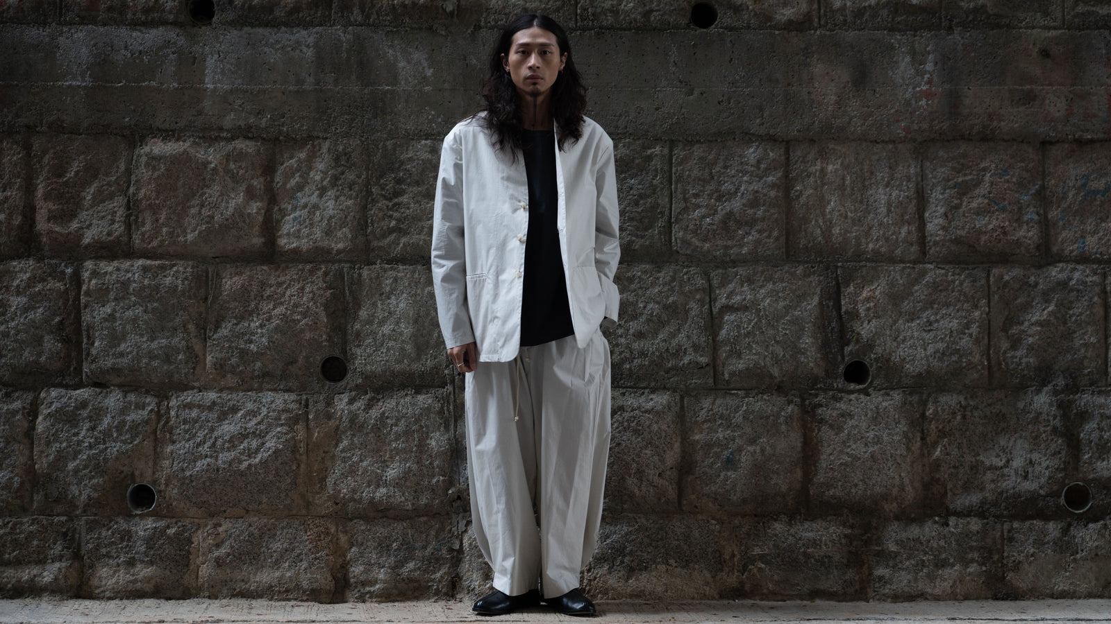 The Traveller Jacket - Beige