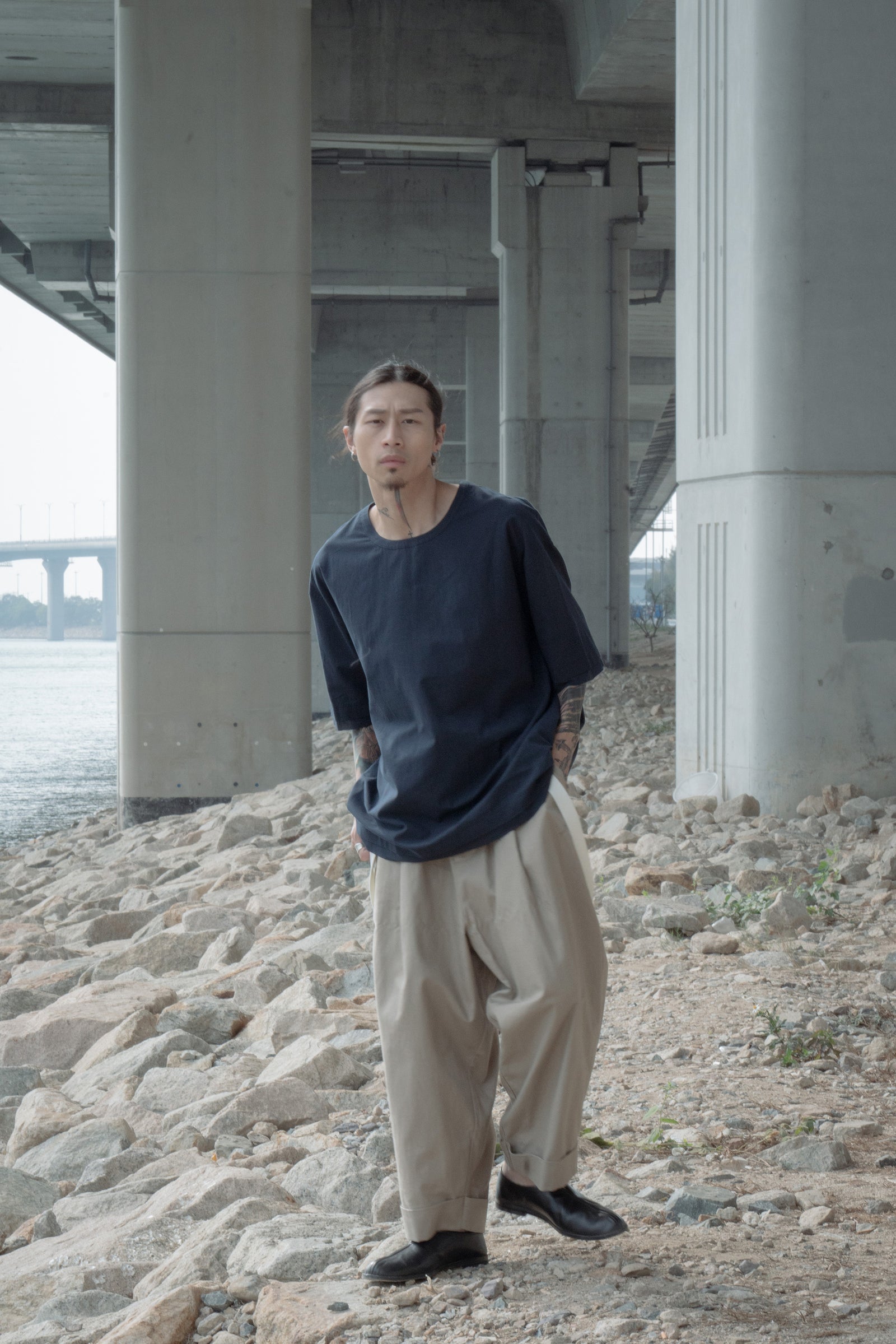 The Frayed Layer Top - Ink