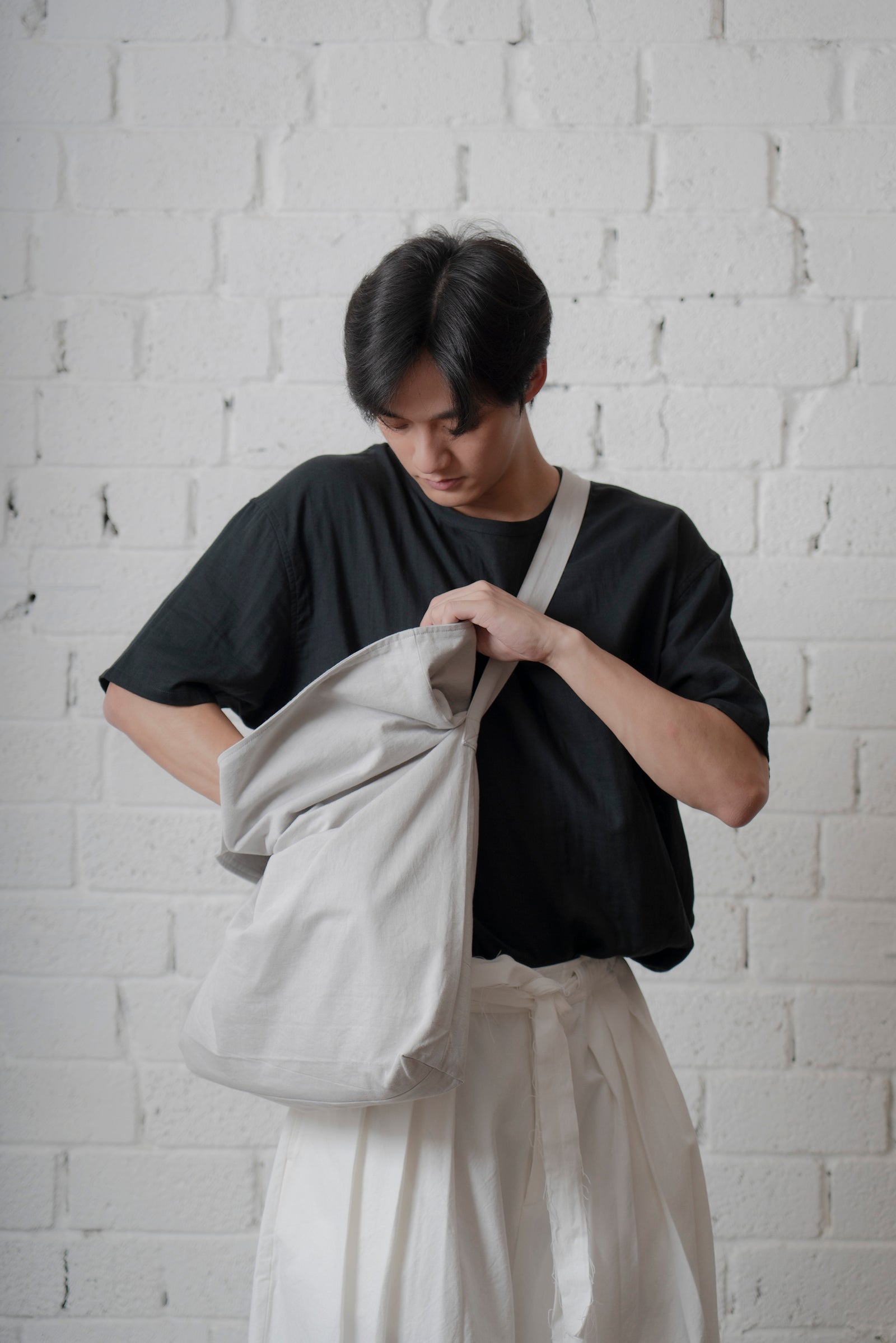 The Messenger Bag - Fog
