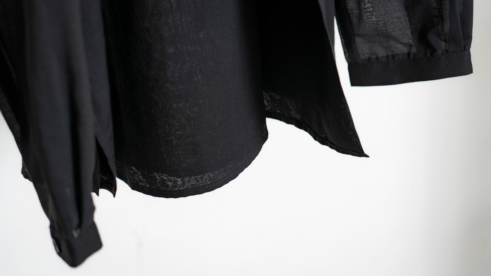 The Collarless Shirt - Black
