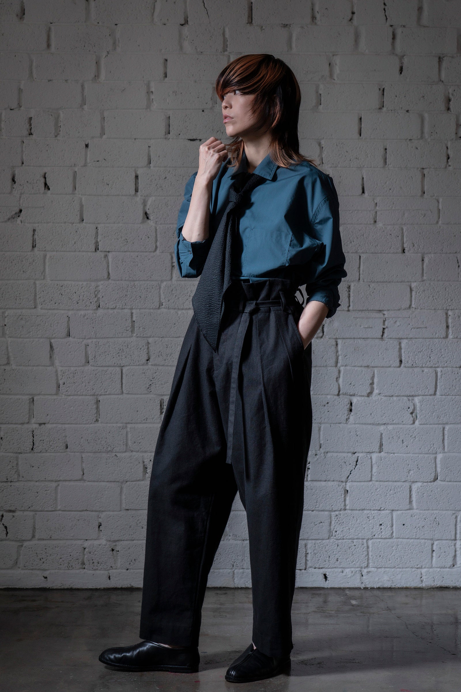 The Belted Hollywood Trousers - Black