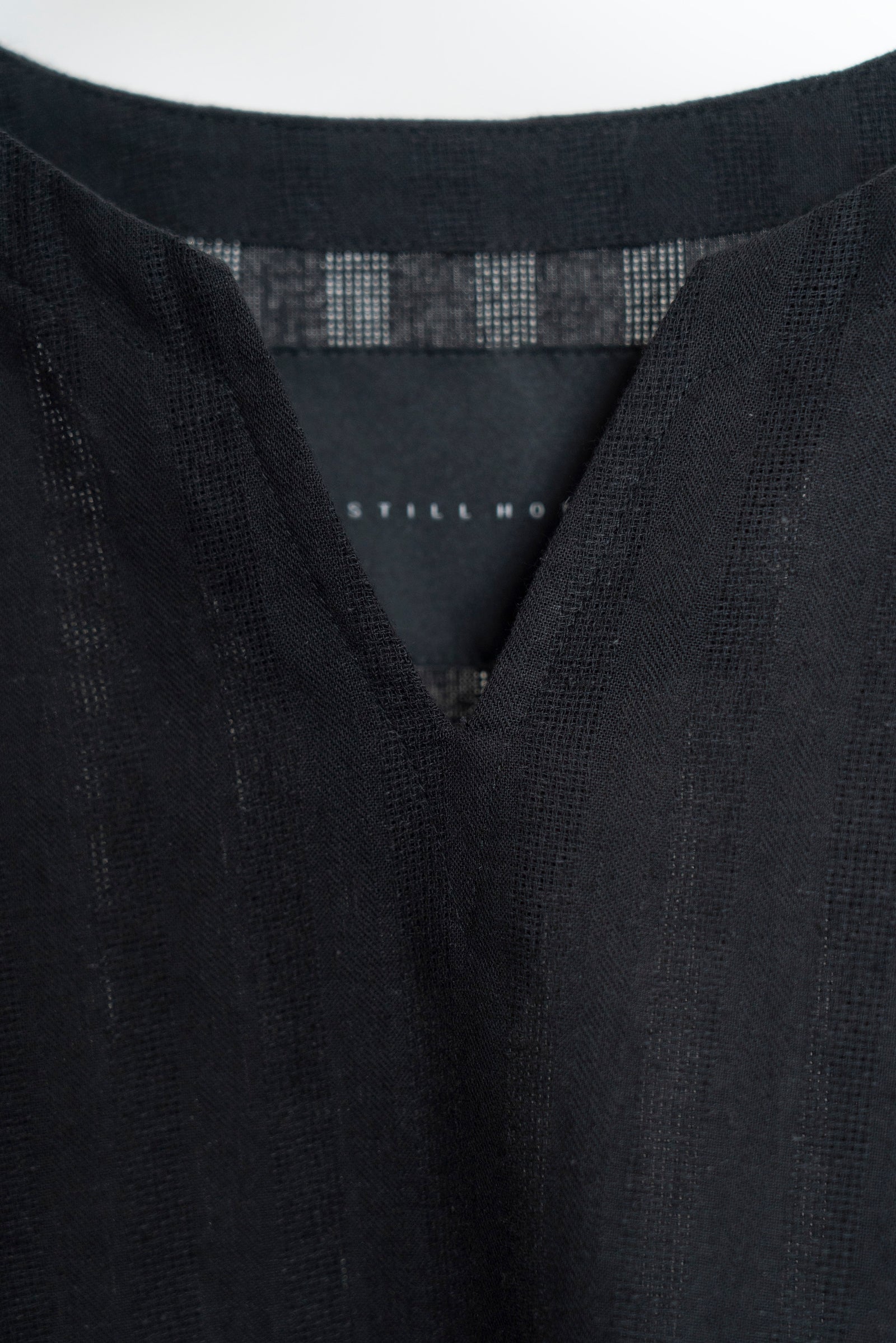 The Split Neck Top - Black
