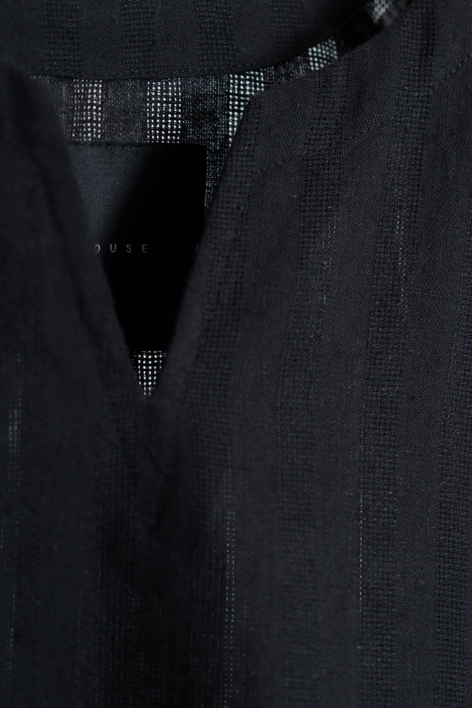The Split Neck Top - Black