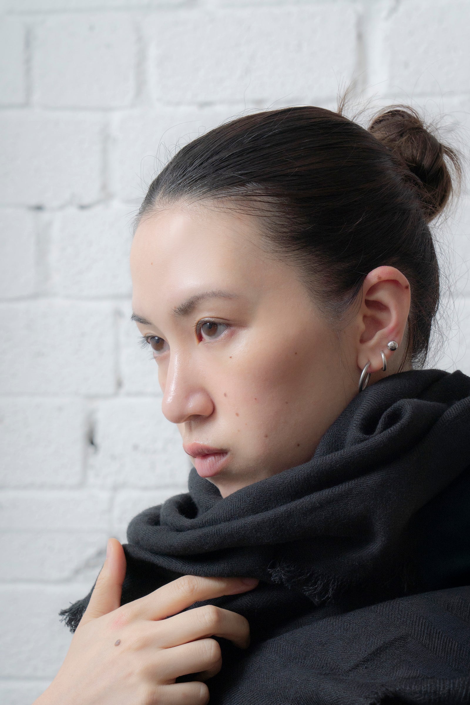 The Linen Scarf - Black