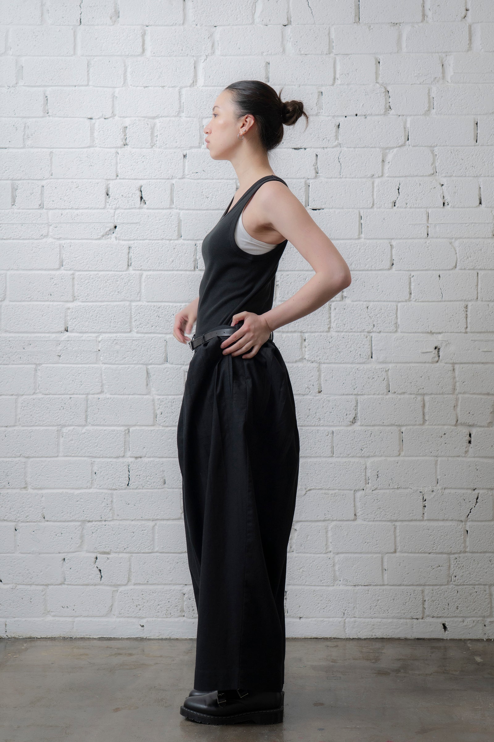 The Pleaty Trousers - Black