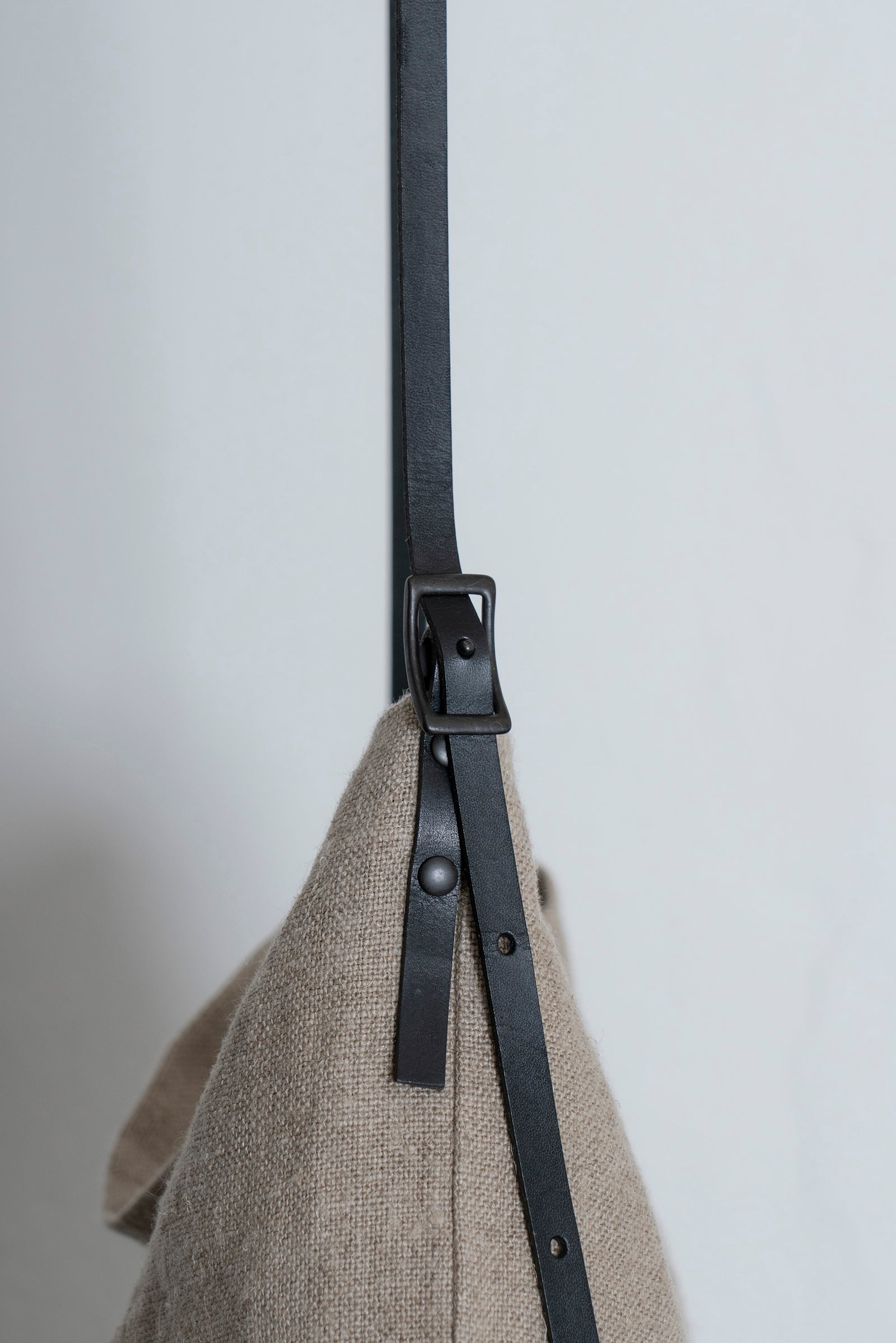 The Tinker 's Pouch - Ecru