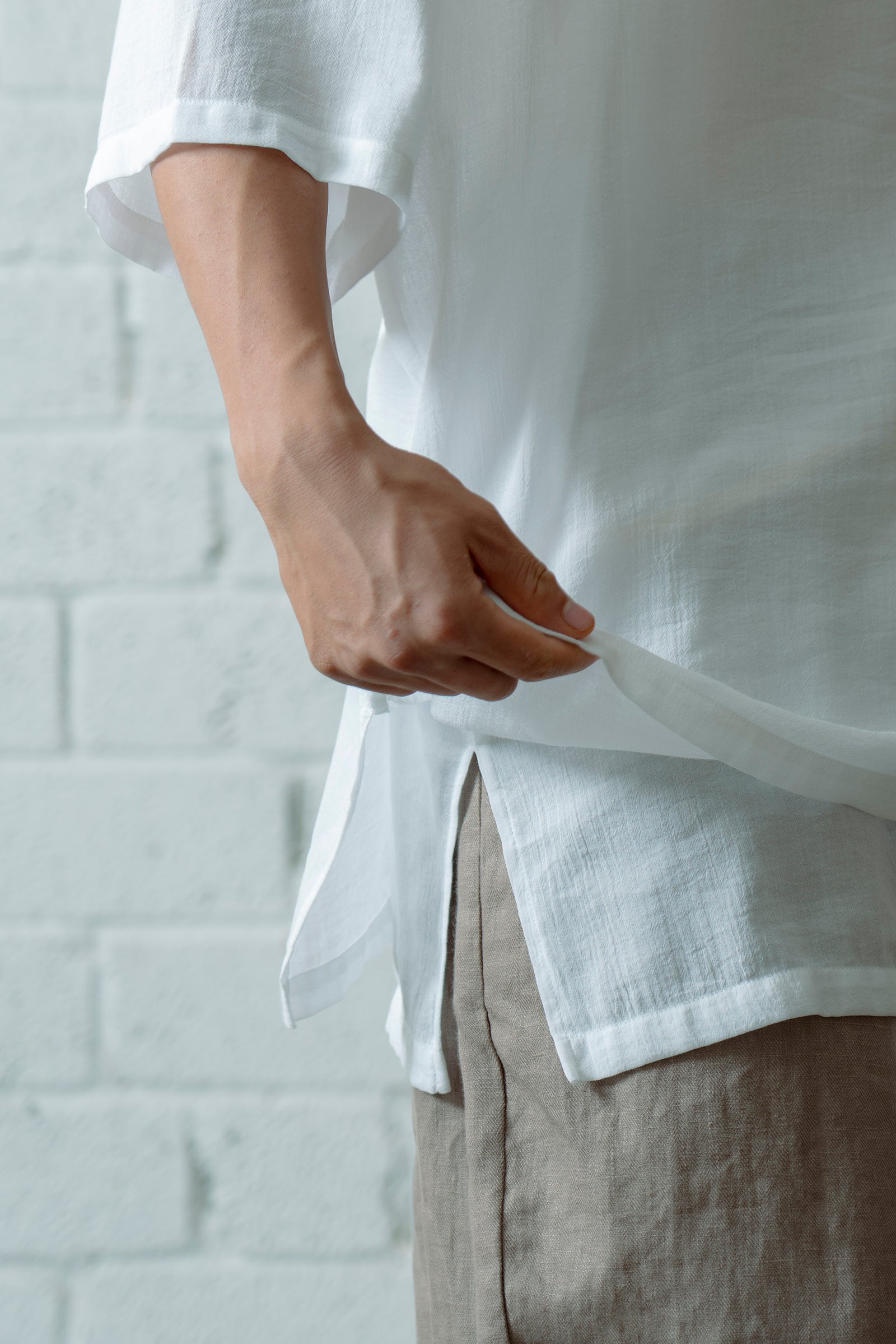 The Layer Top - White