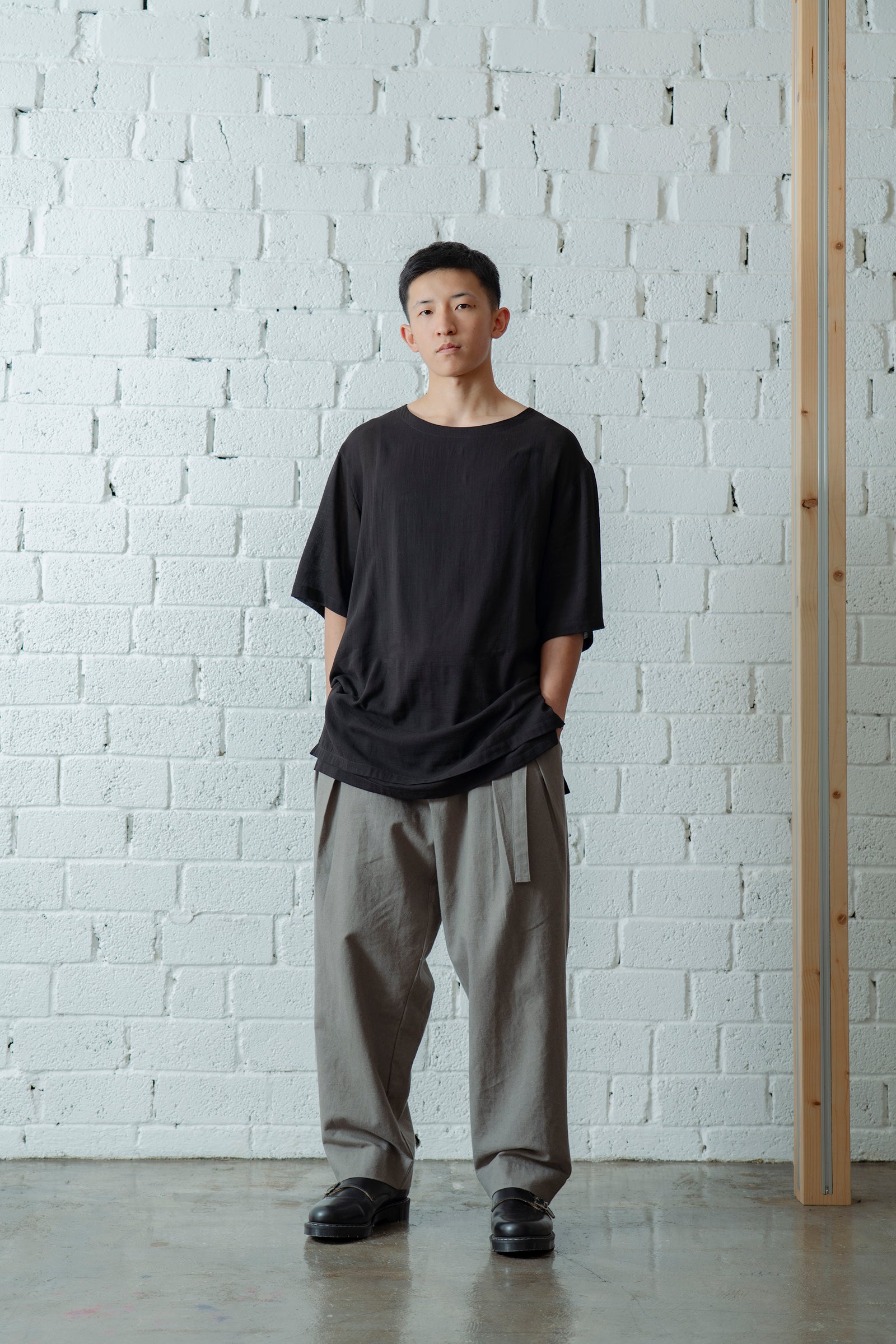The Belted Hollywood Trousers - Greige