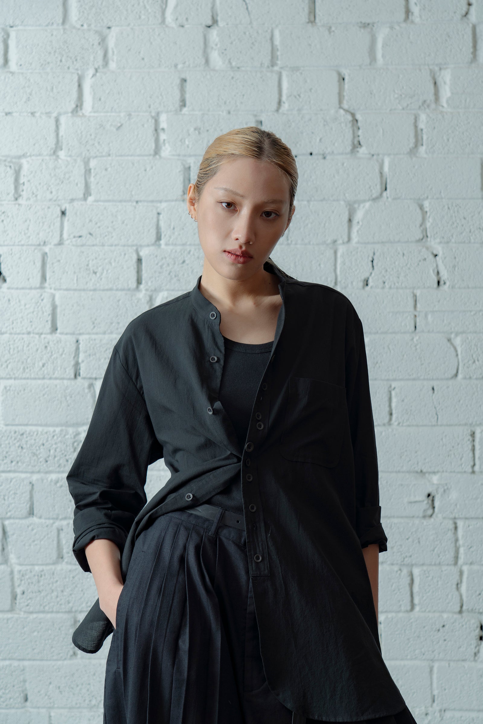 The Tailor 's Shirt - Black