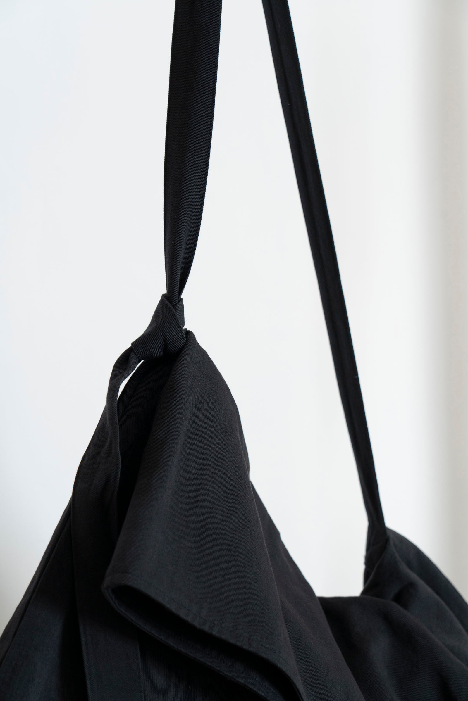 The Messenger Bag - Black