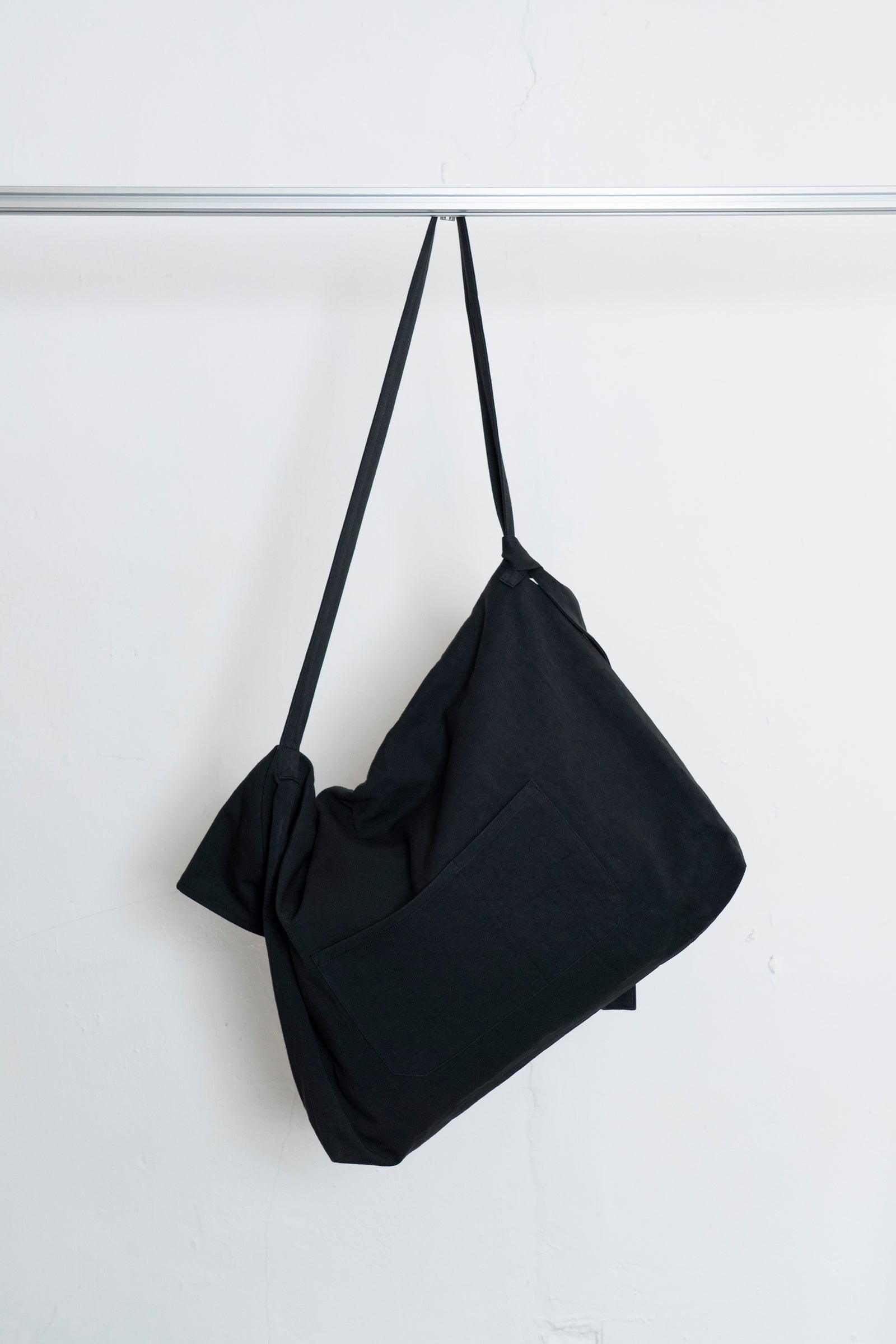 The Messenger Bag - Black