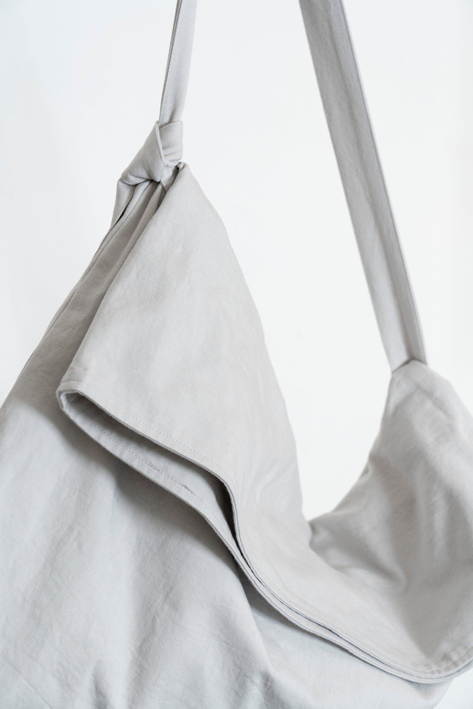 The Messenger Bag - Fog
