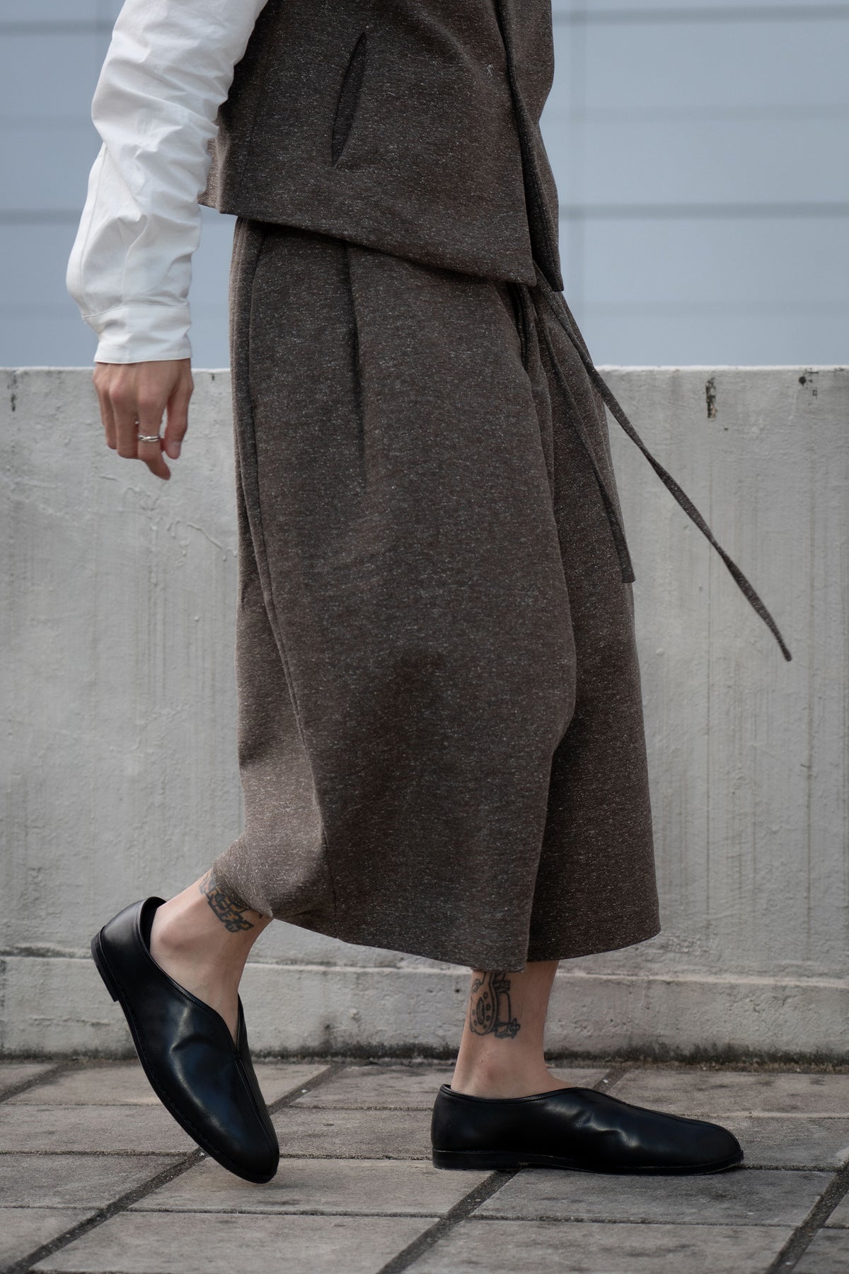 The Capri Pants - Dark Roasted Coffee