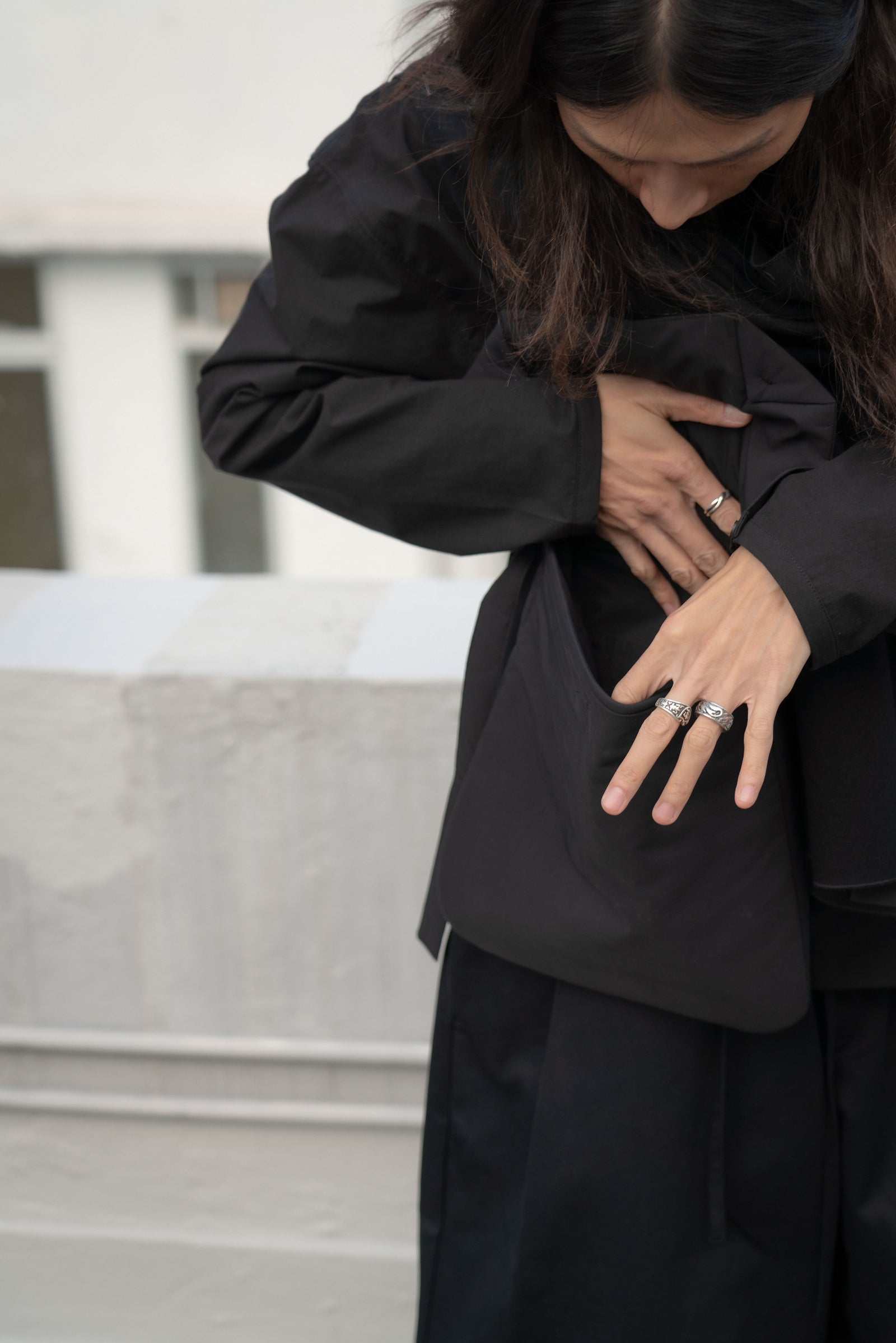 The Padded Pouch Bag- Black