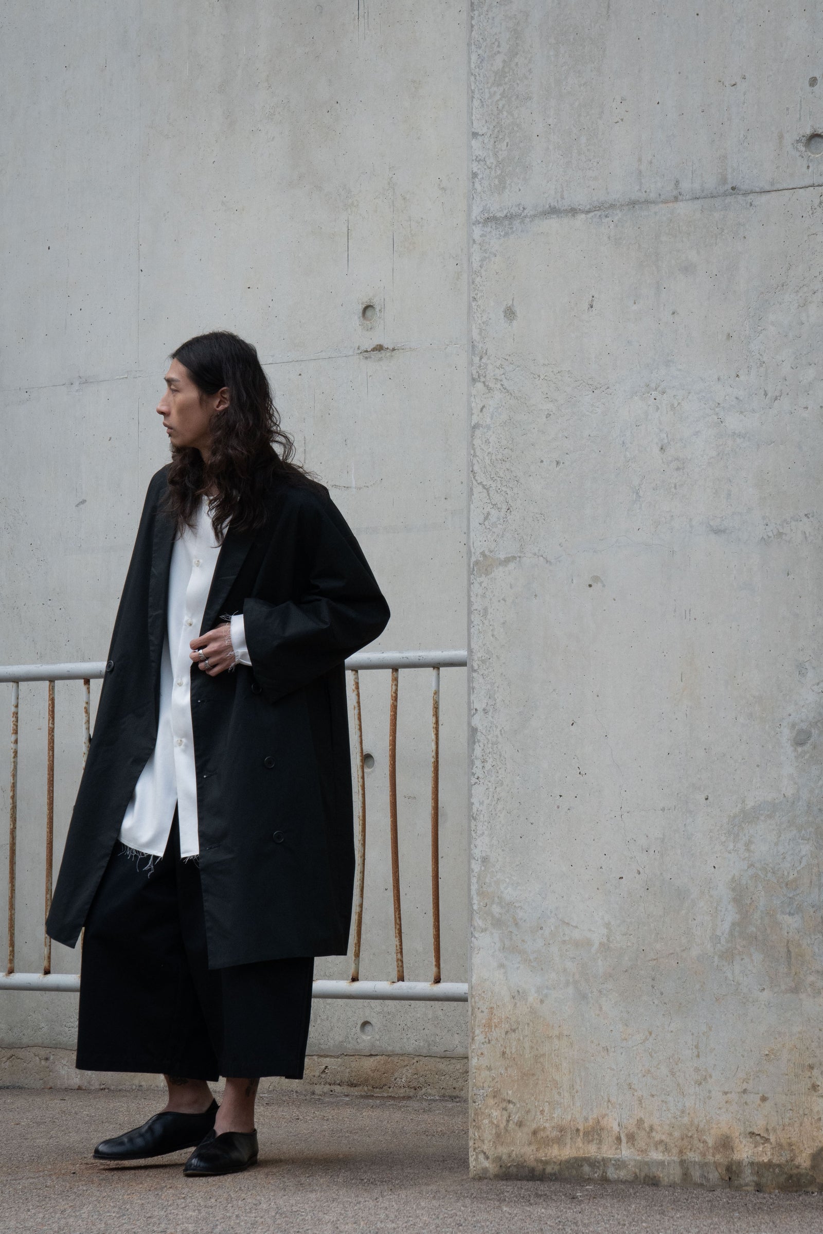 The Trench Coat - Black