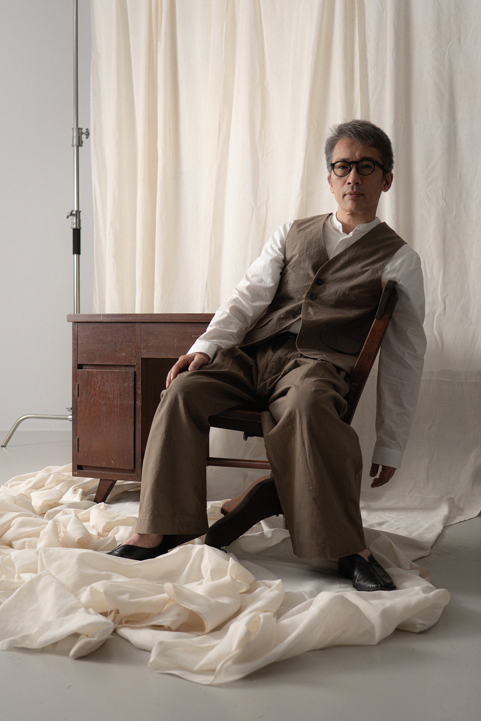 The Pleaty Trousers - Khaki