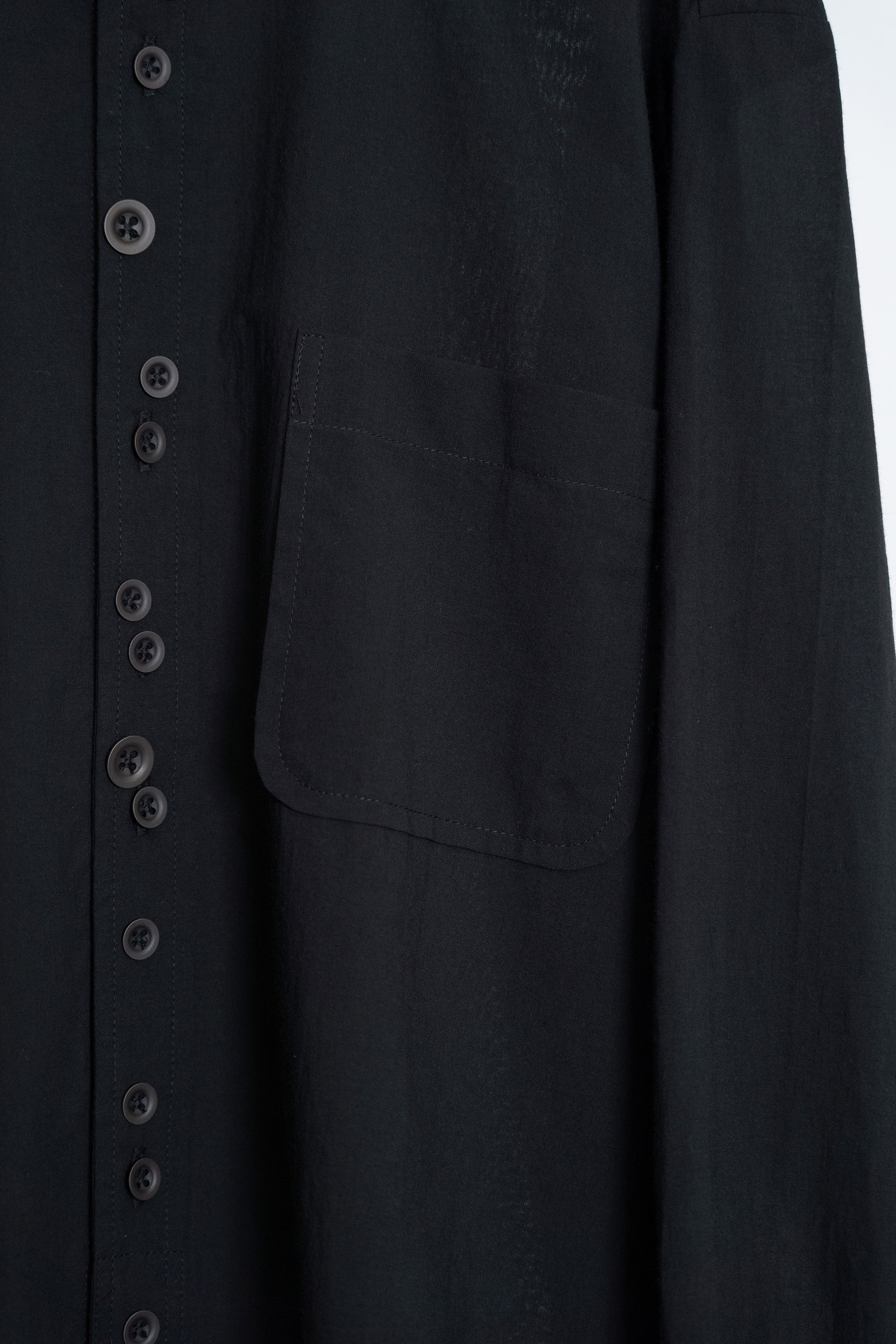 The Tailor 's Shirt - Black