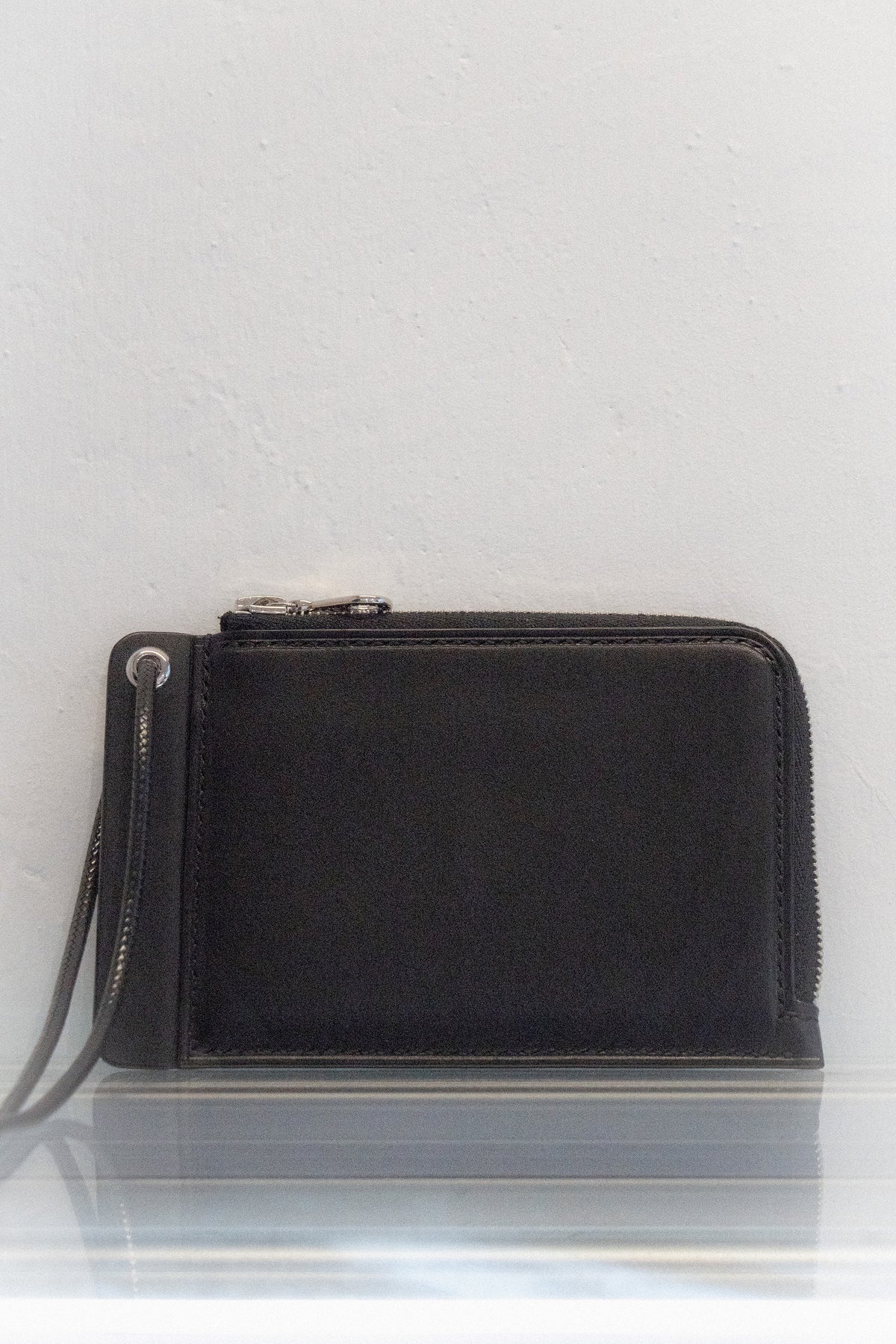 The leather zip wallet