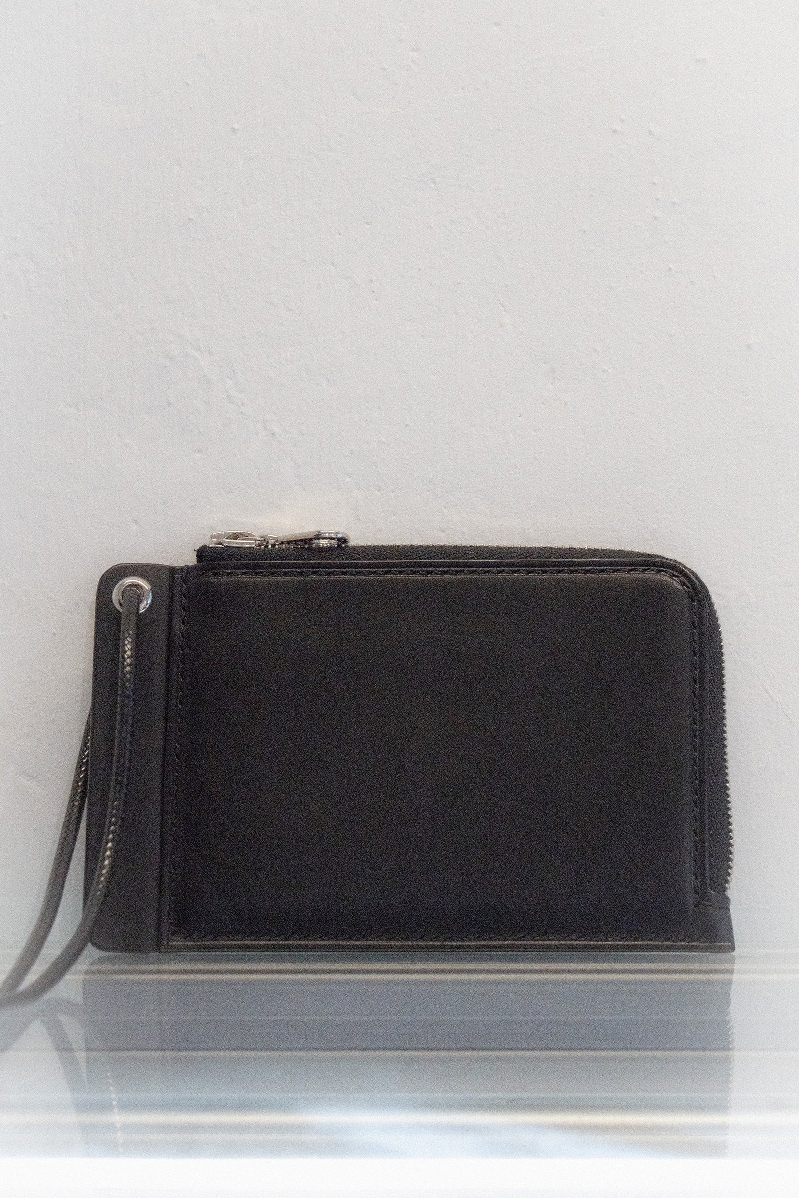 The leather zip wallet