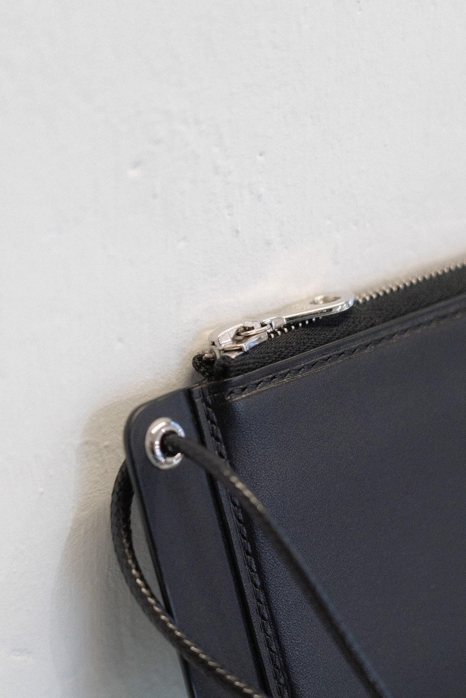 The leather zip wallet