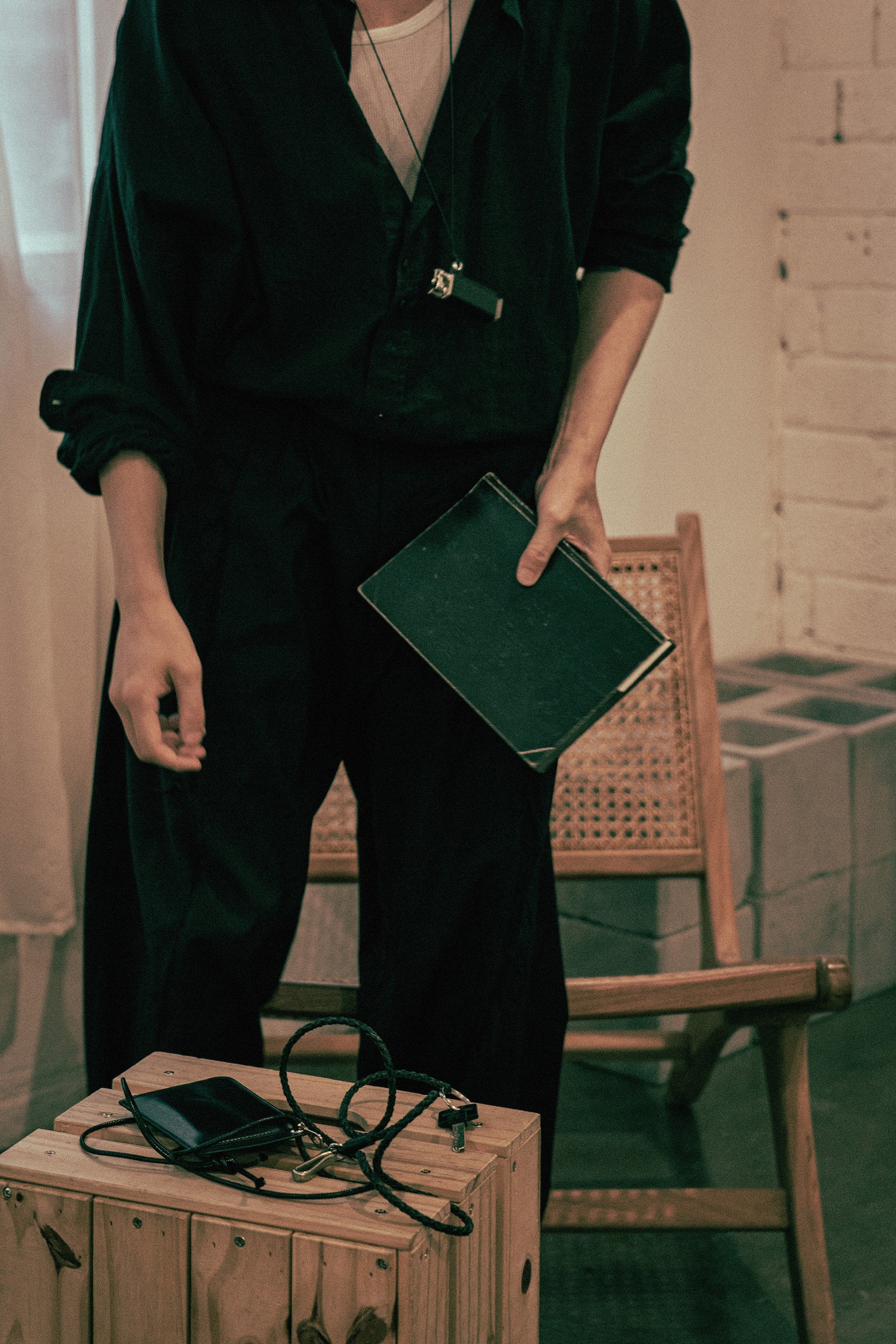 The leather zip wallet