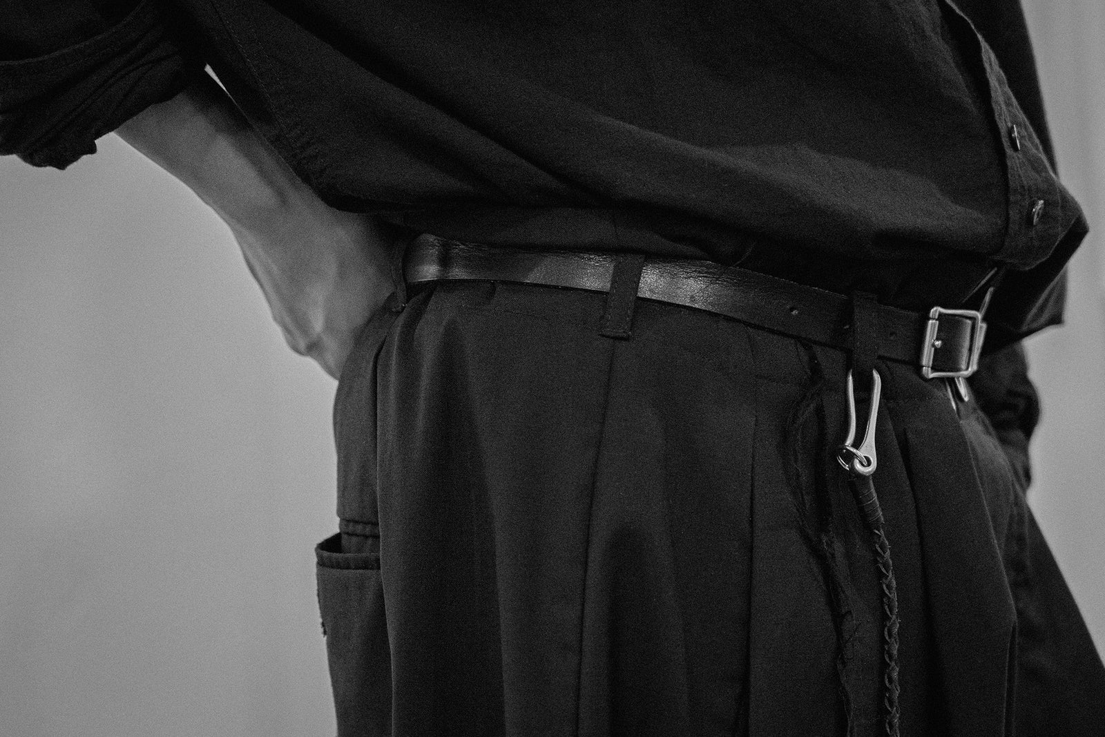 The hand braided leather chain