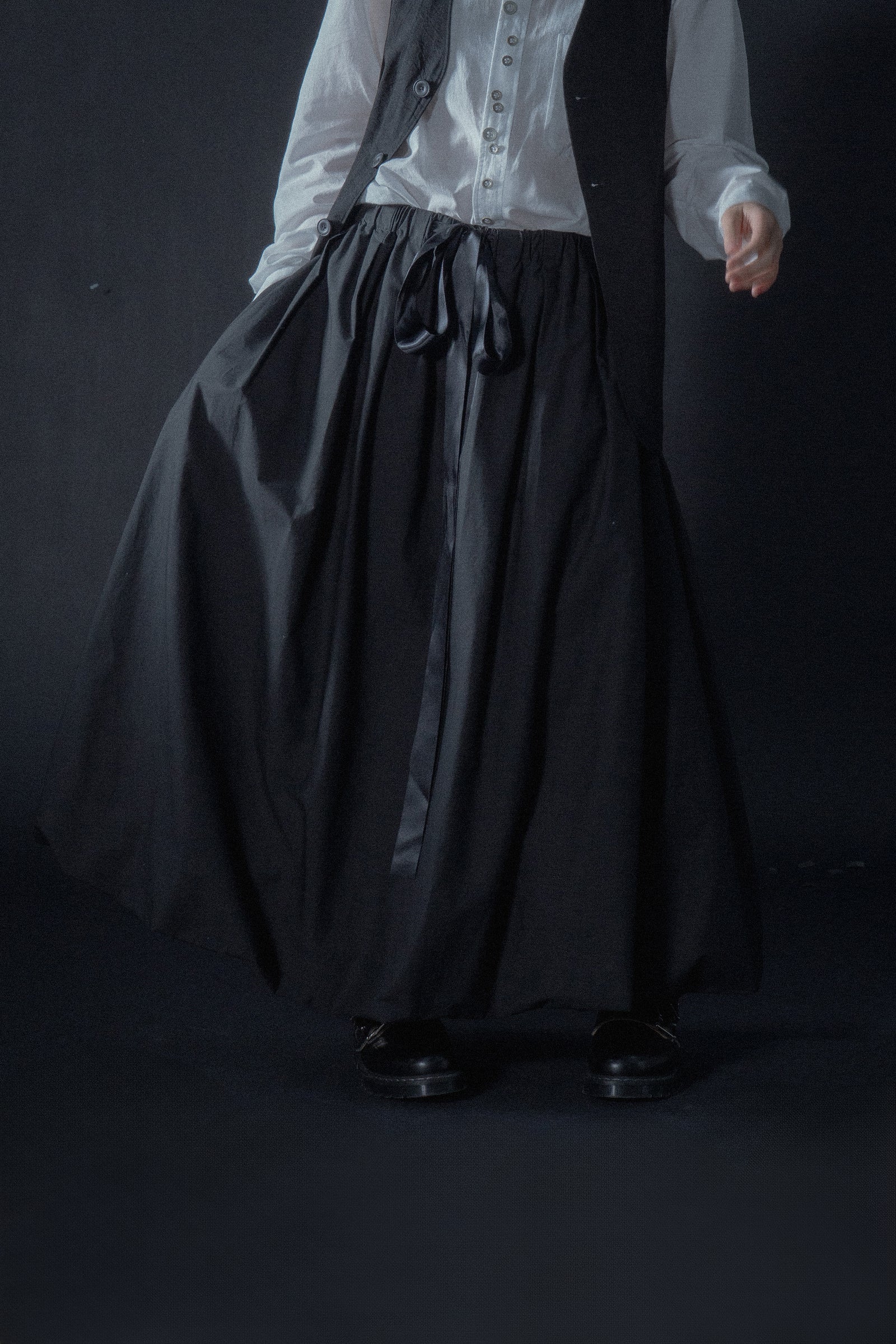 The Ribbon Skirt - Black