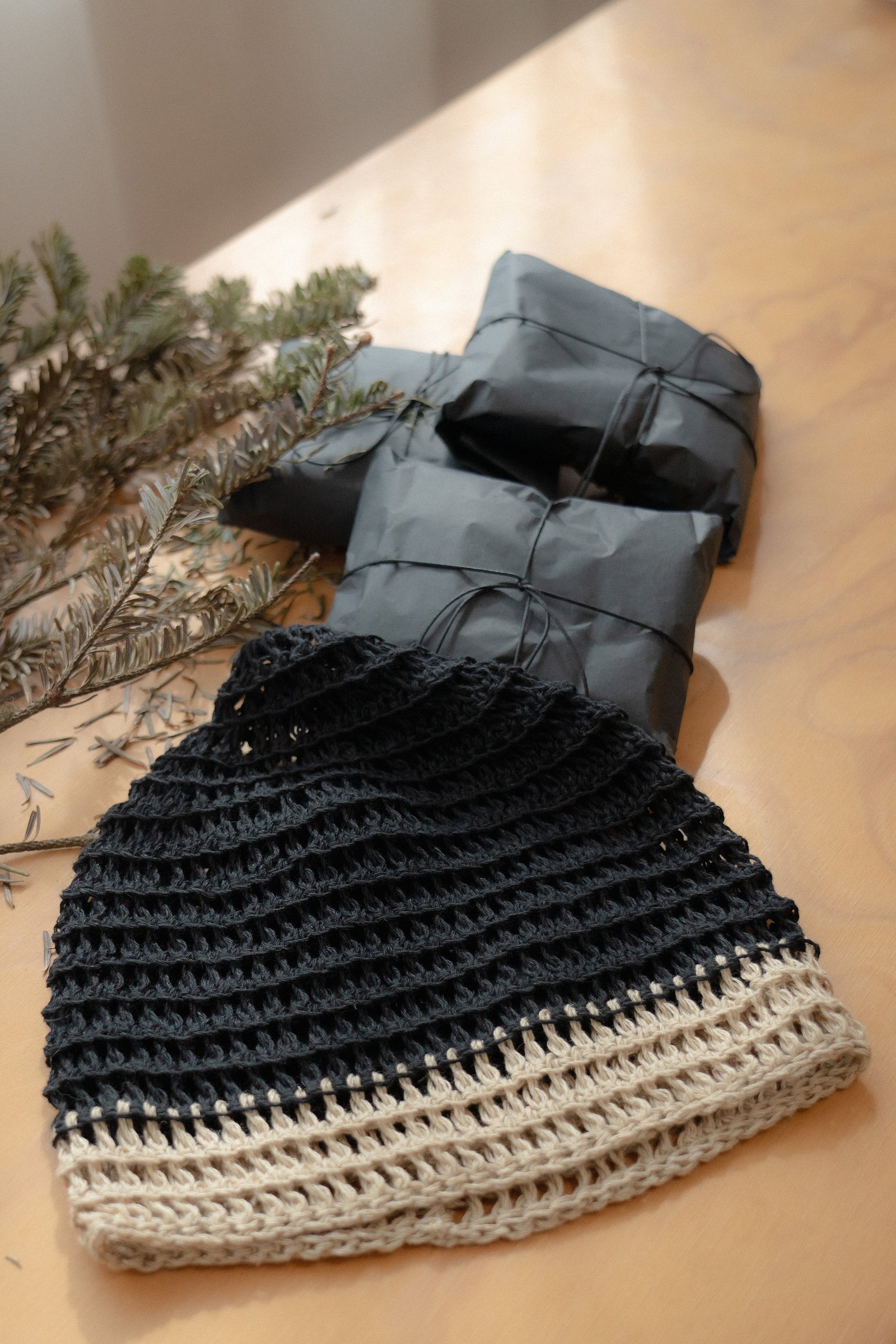 The Kufi Cap - Black / Linen