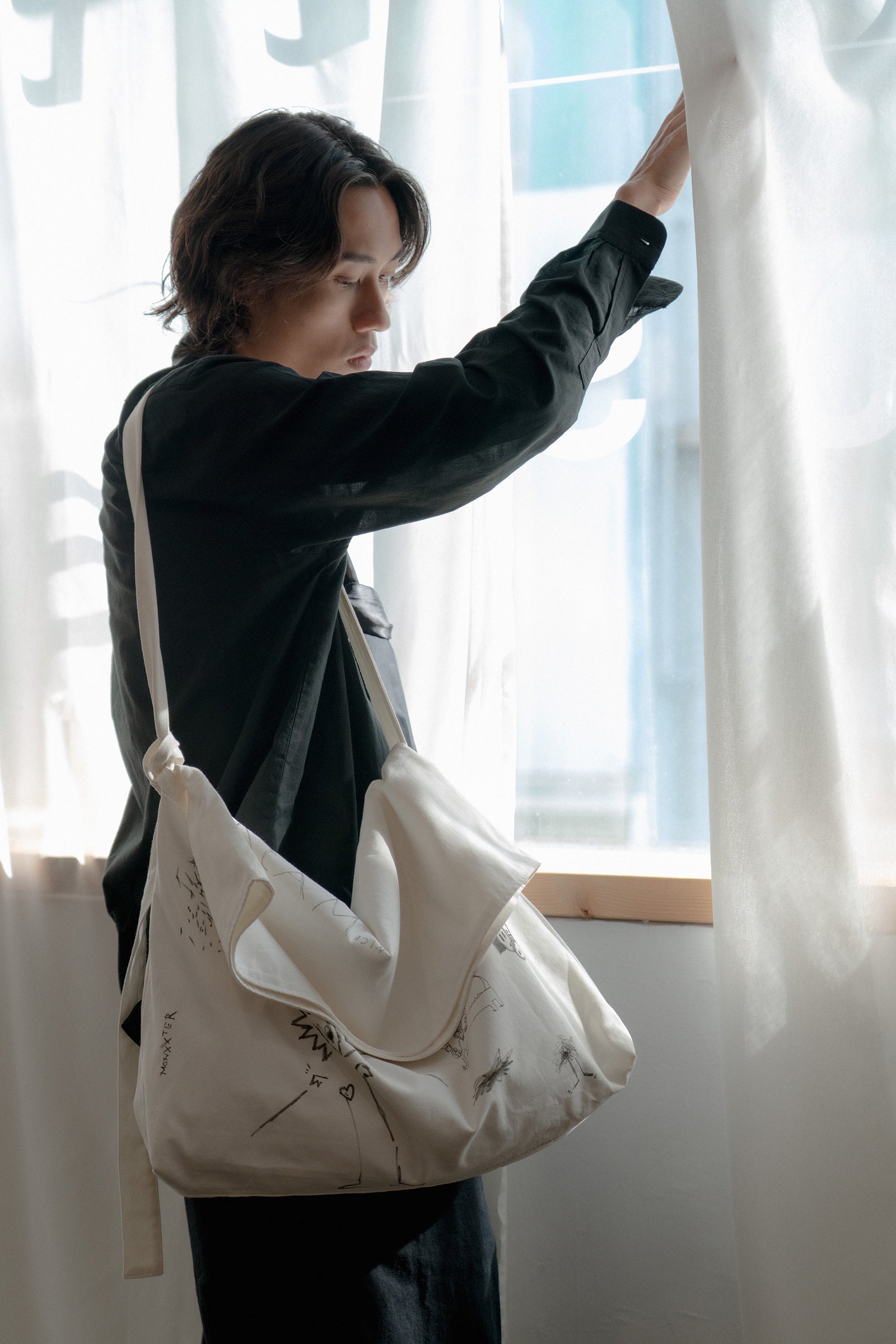 The Messenger - Hand Painted by Benson Koo