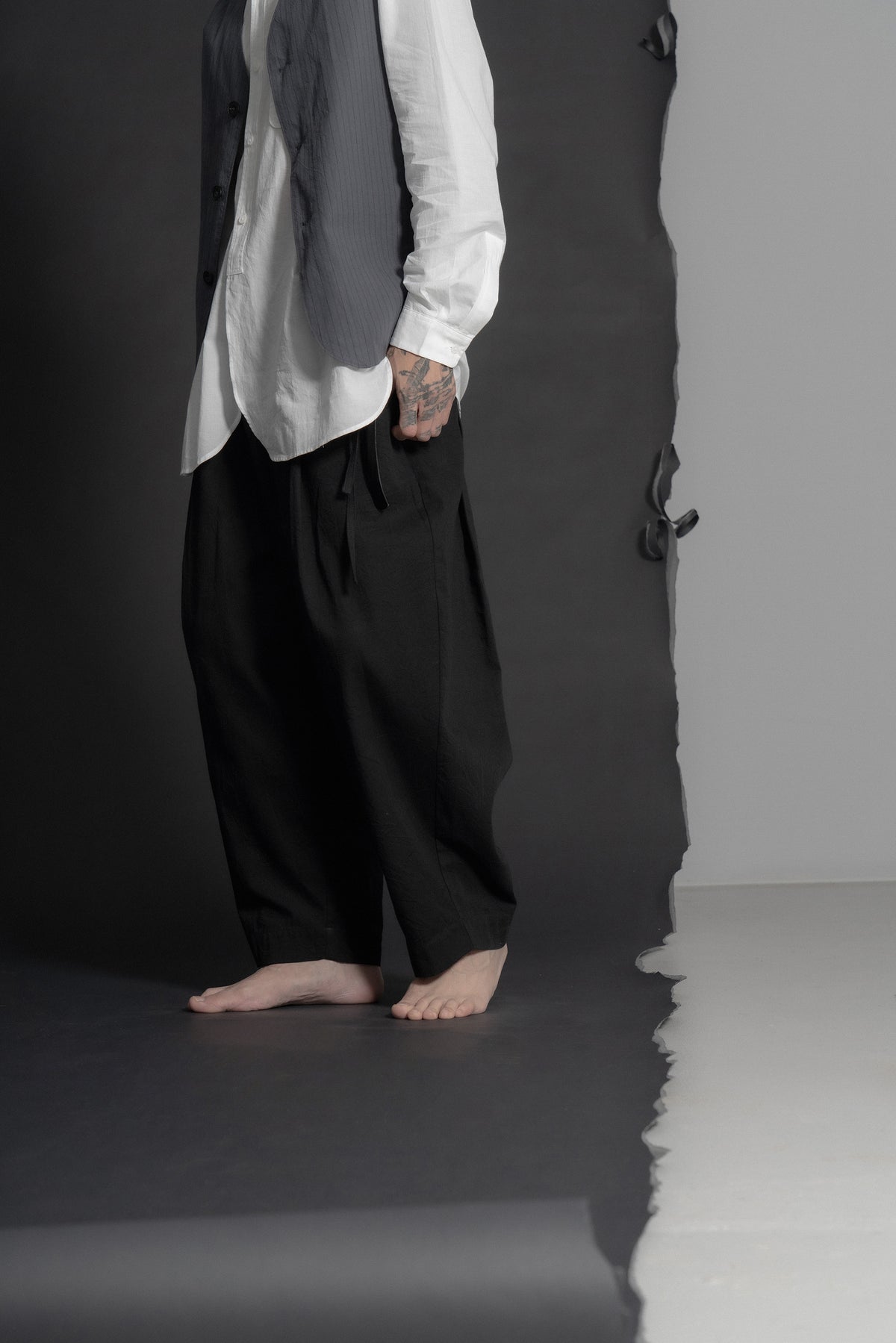 The Author Trousers - Black