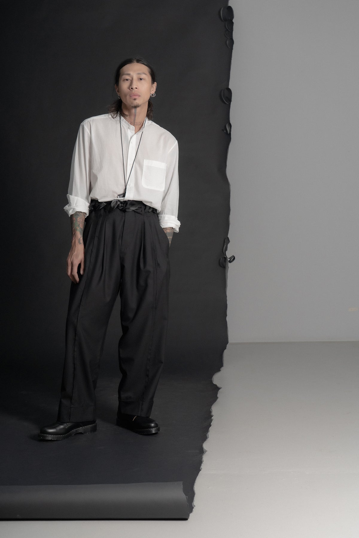 The Frayed Trousers - Black