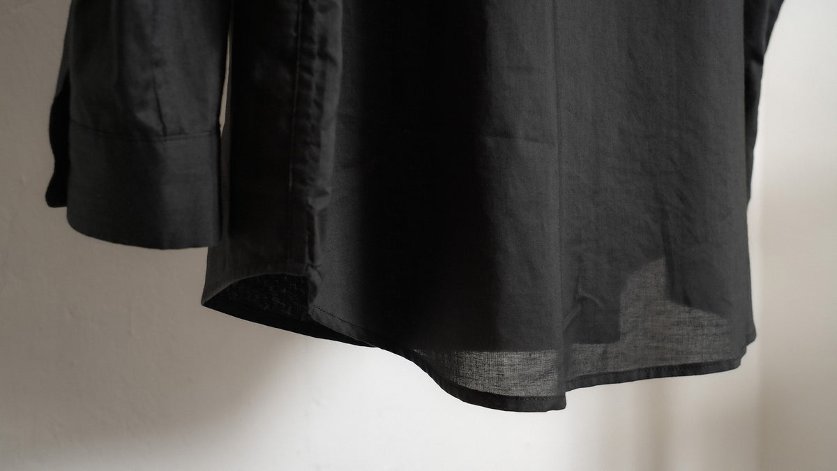 The Collarless Shirt - Black