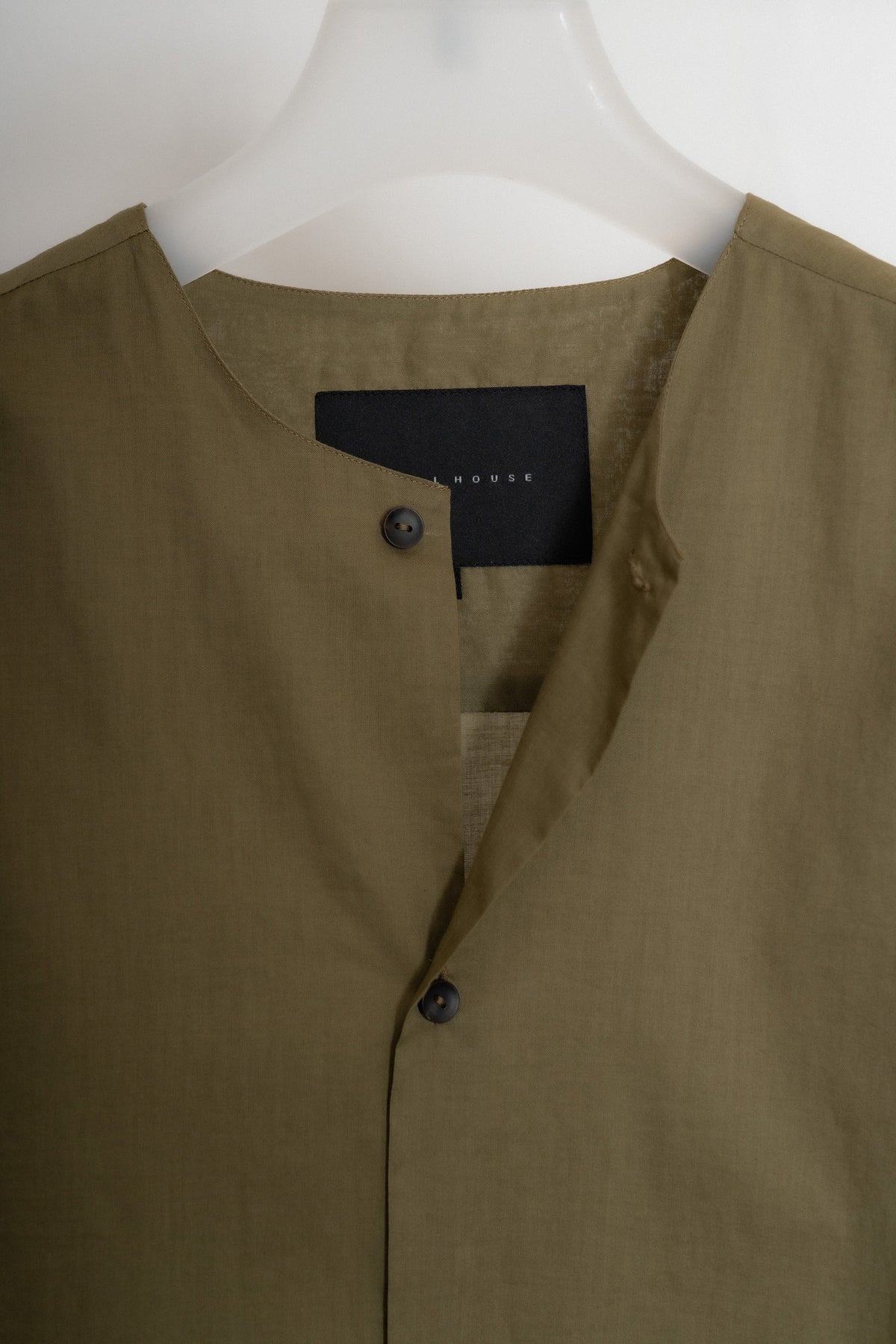 The Collarless Shirt - Olive