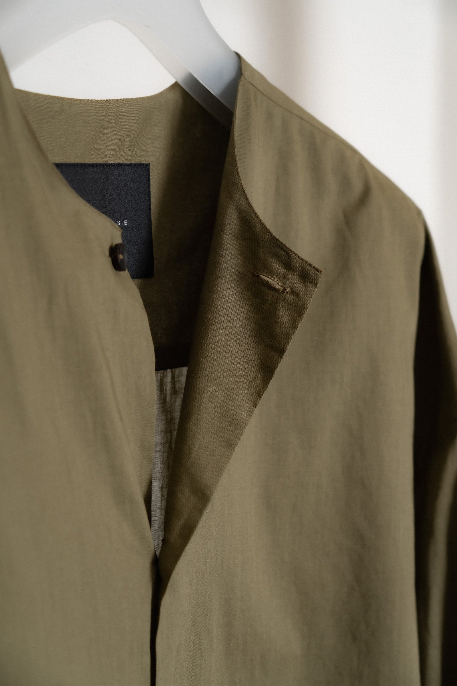 The Collarless Shirt - Olive
