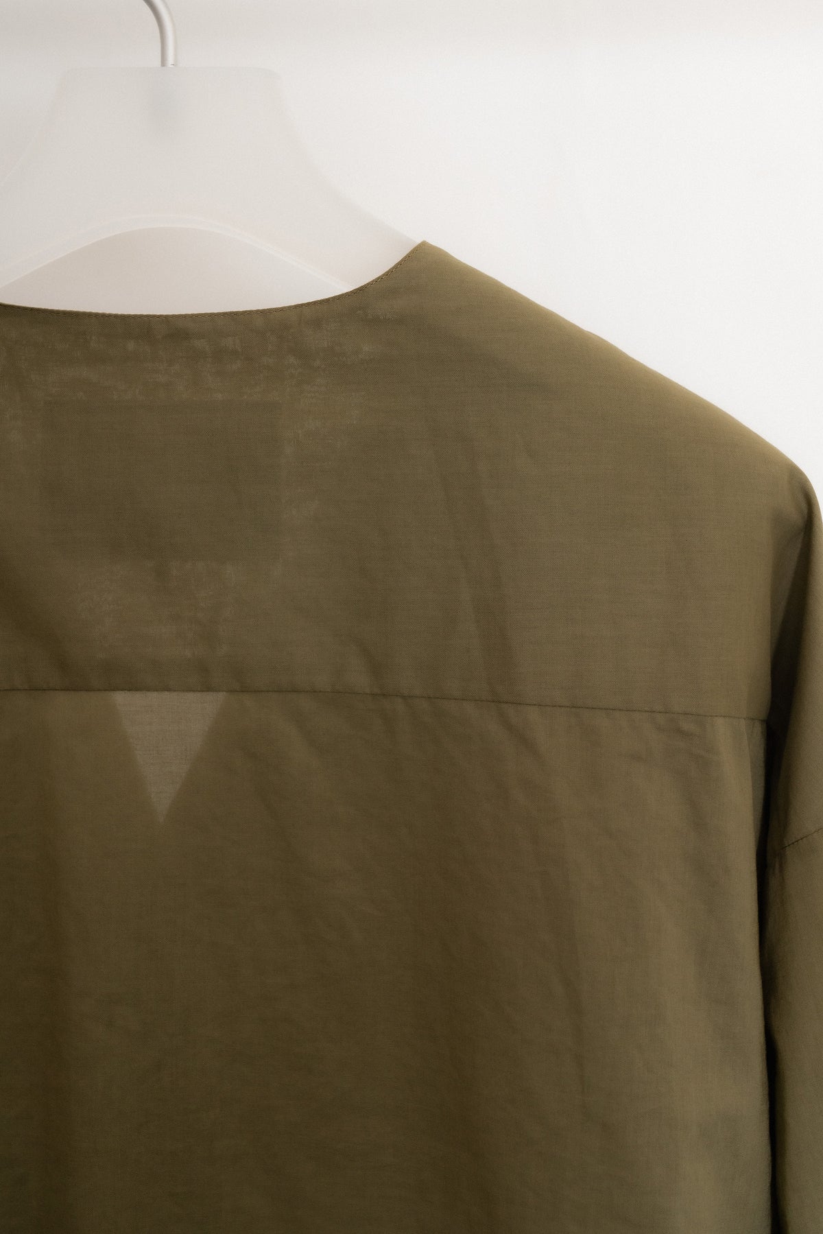 The Collarless Shirt - Olive