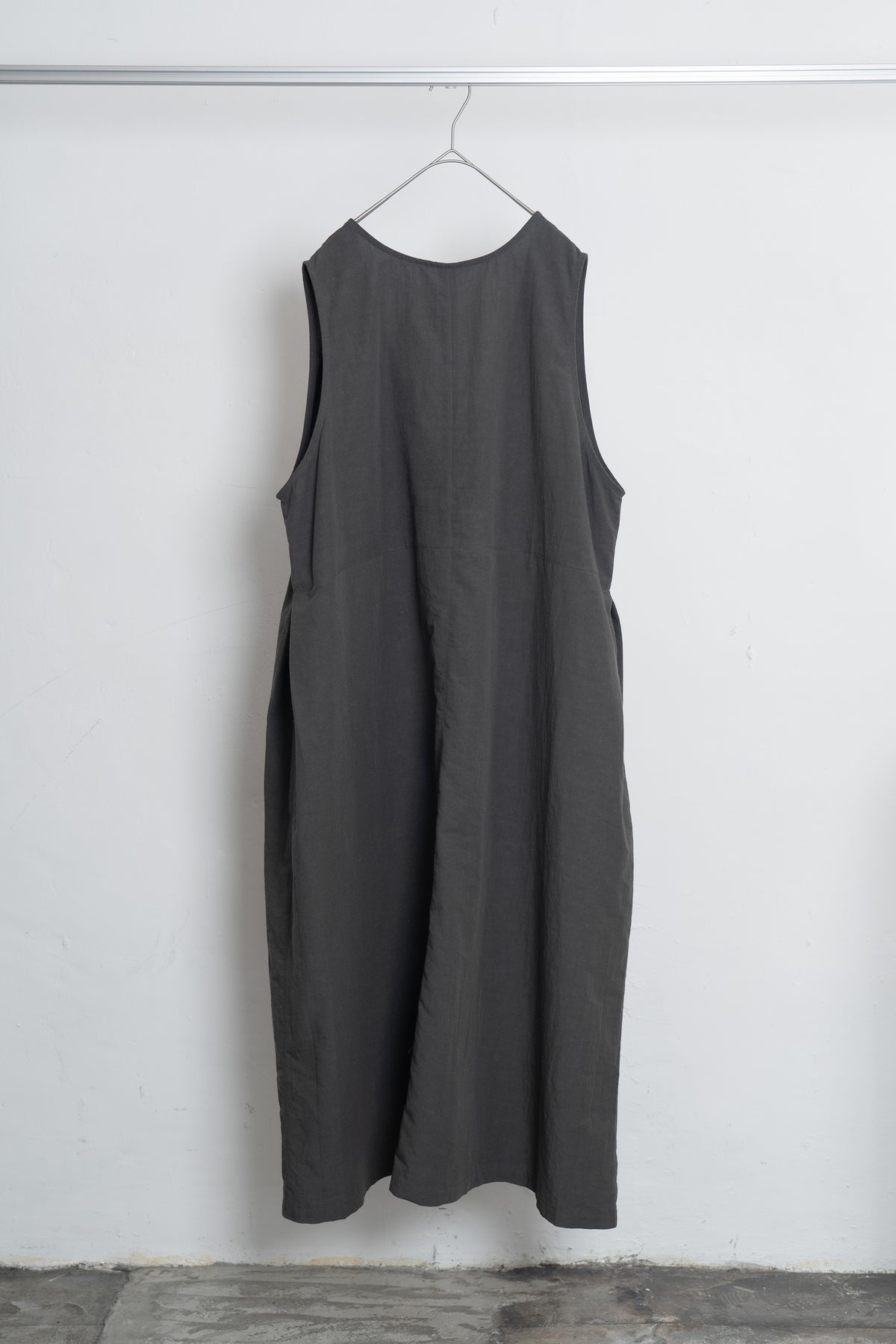 The Botanist Dress - Charcoal