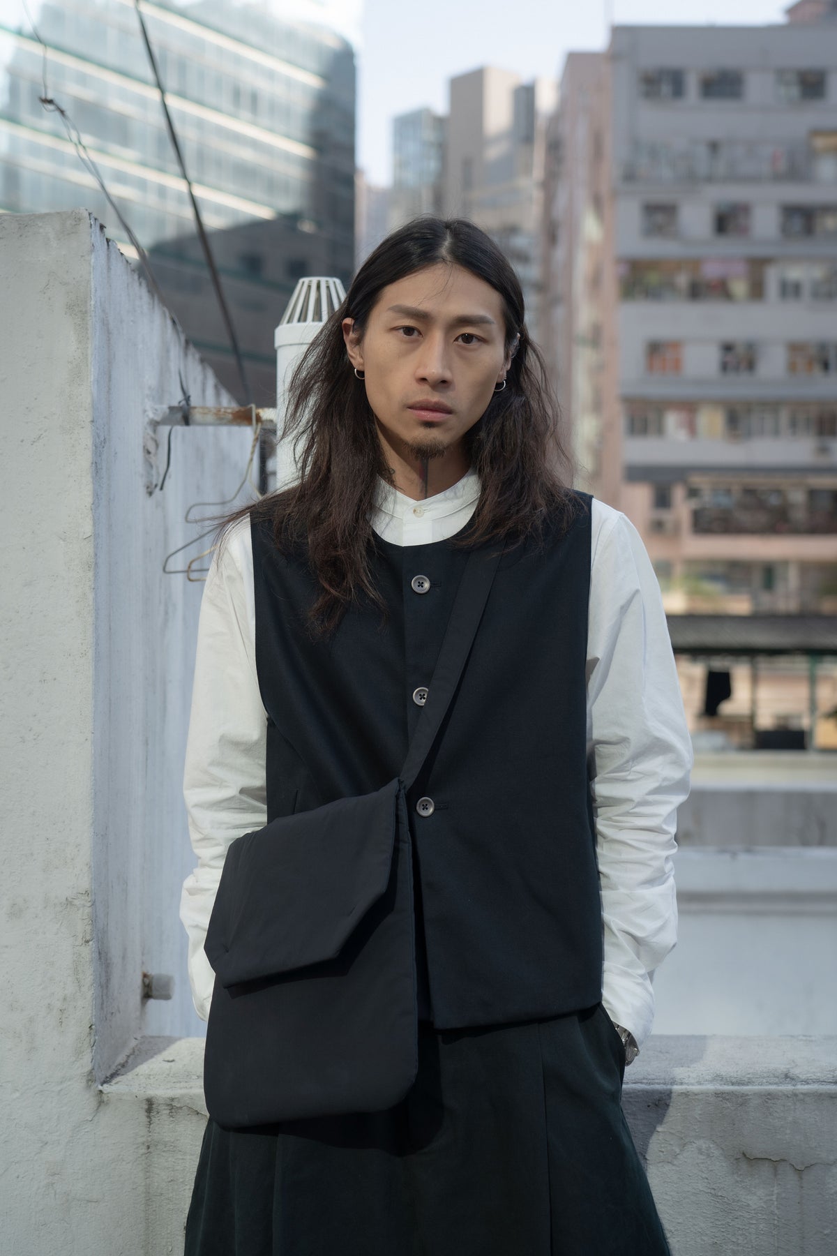 The Padded Pouch Bag- Black