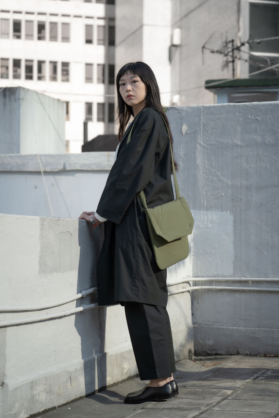 The Padded Pouch Bag - Military Green