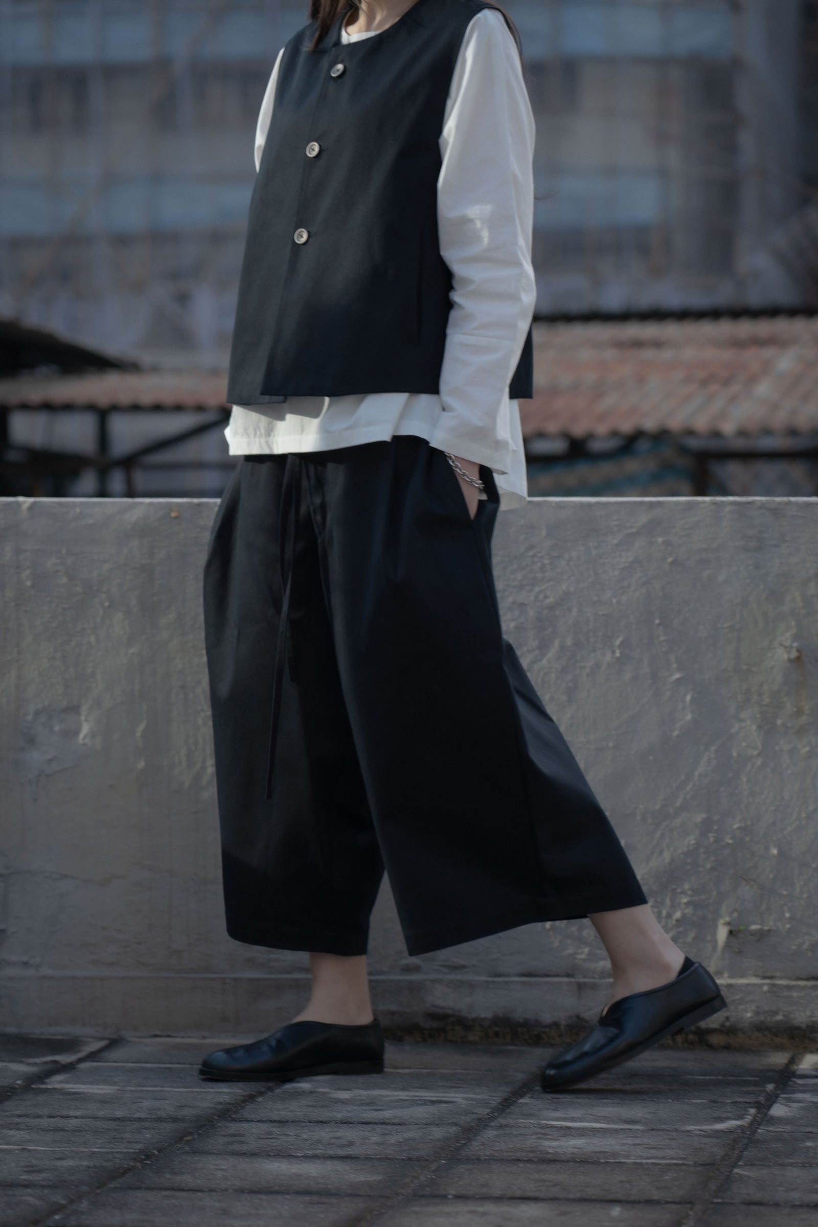 The Gardener Vest - Ink