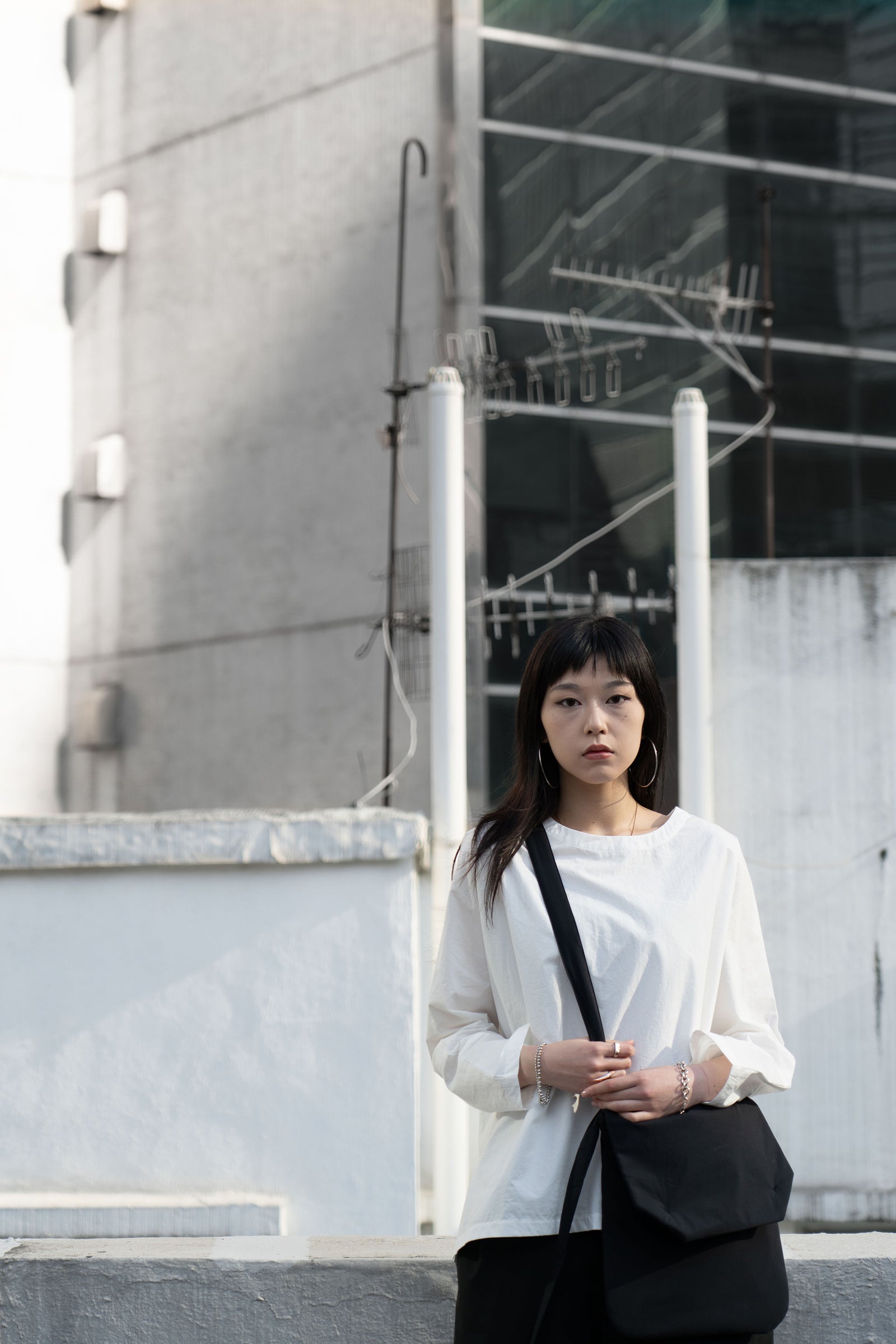 The Padded Pouch Bag - Black