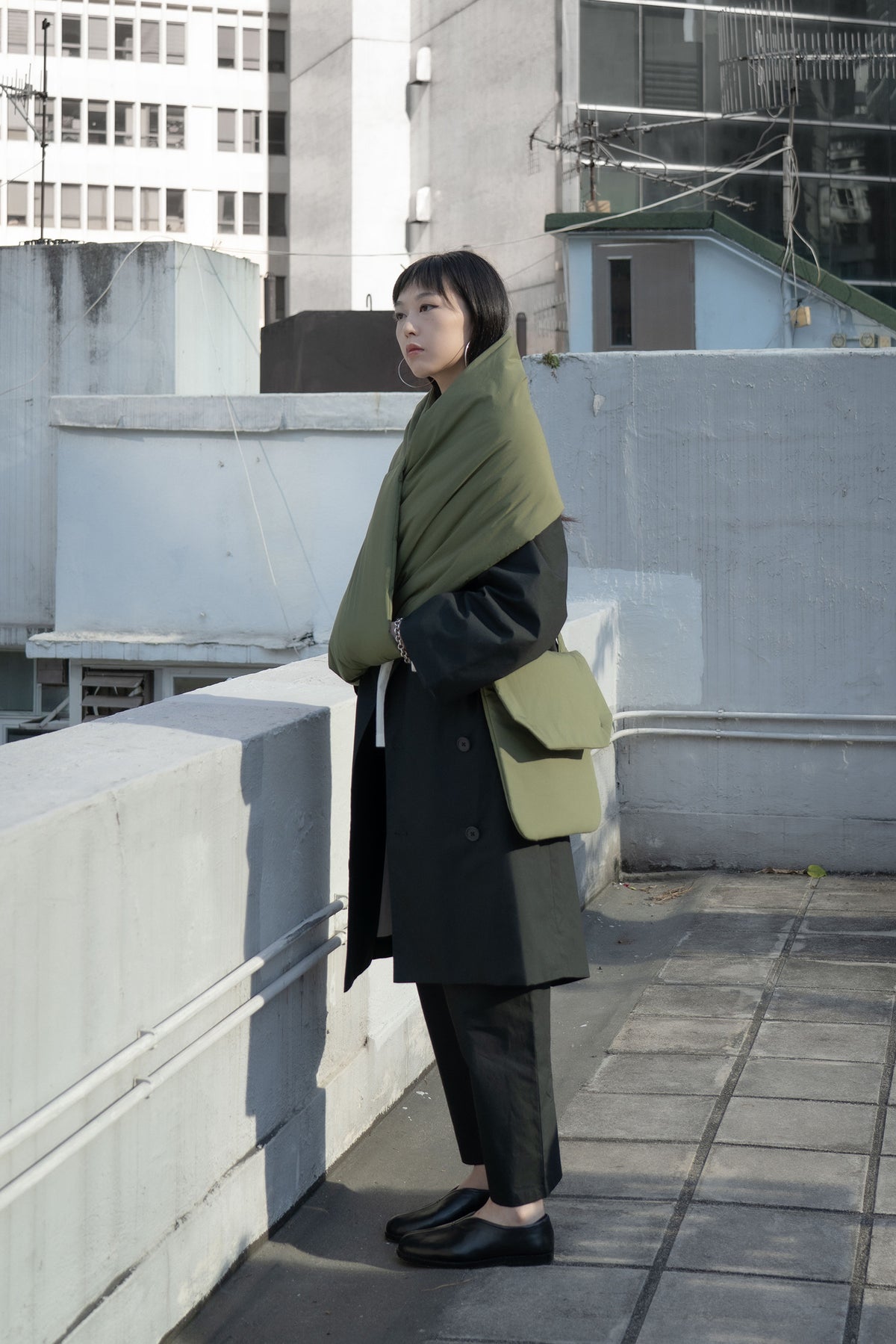 The Padded Pouch Bag - Military Green