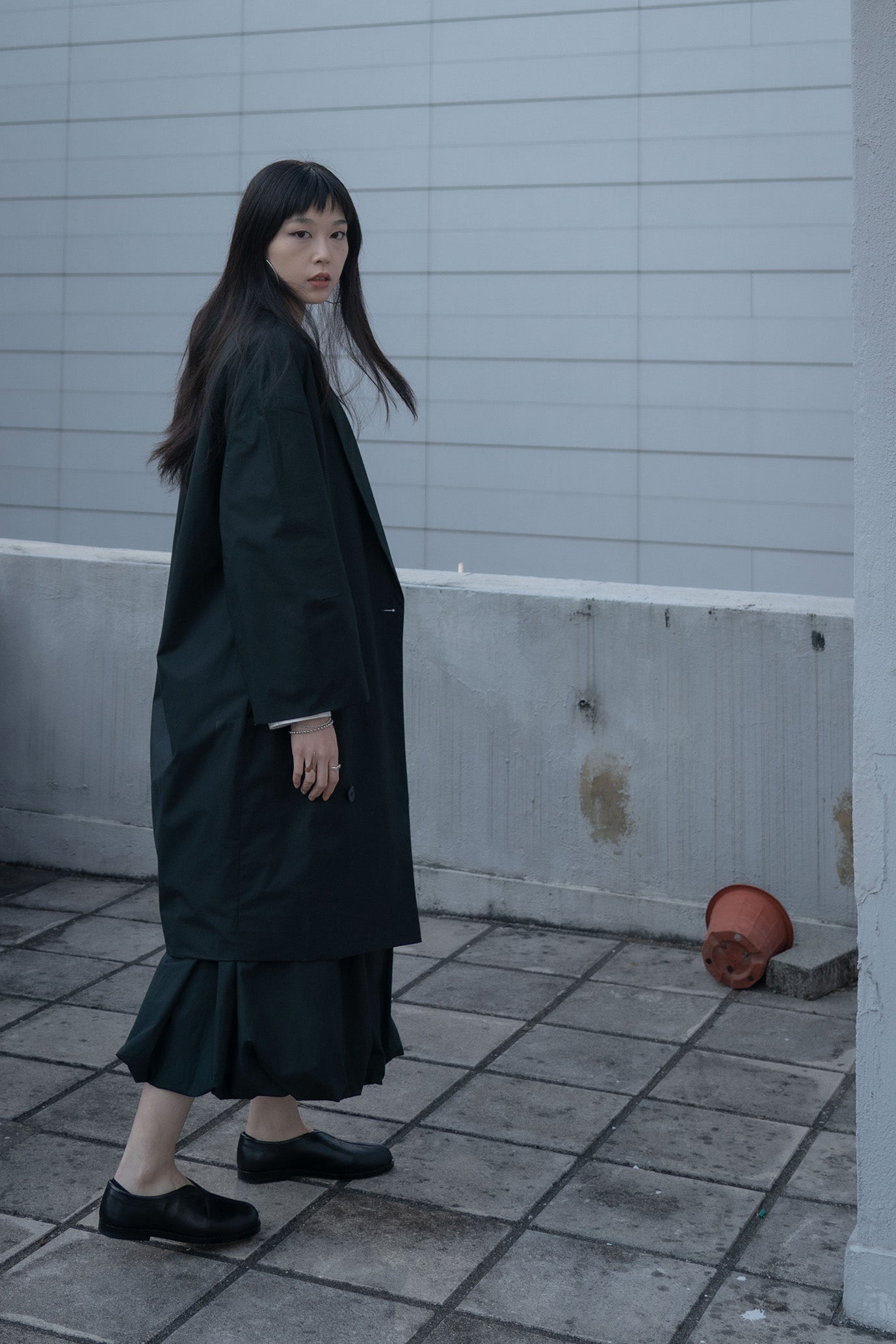 The Volumn Skirt  - Black