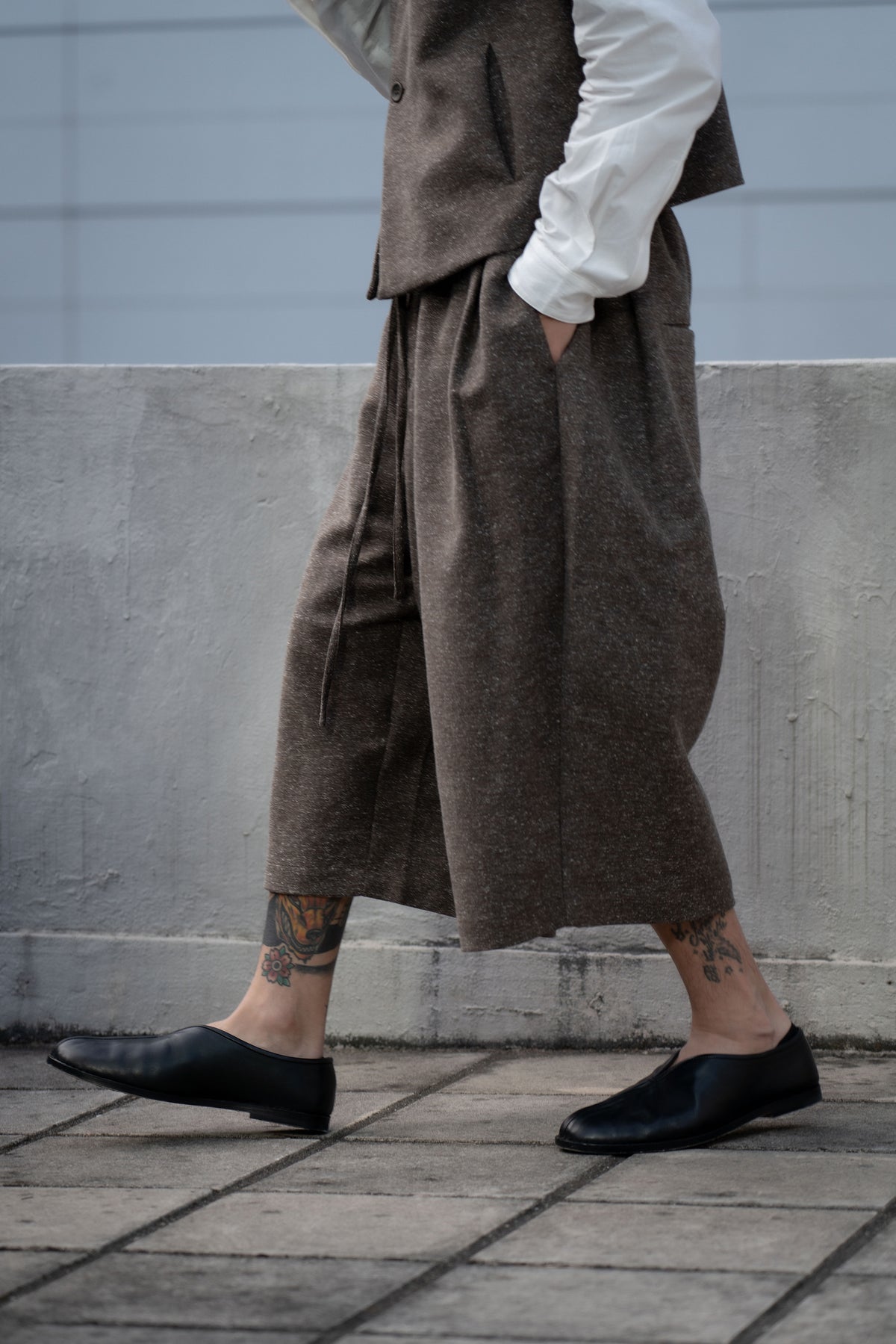 The Capri Pants - Dark Roasted Coffee